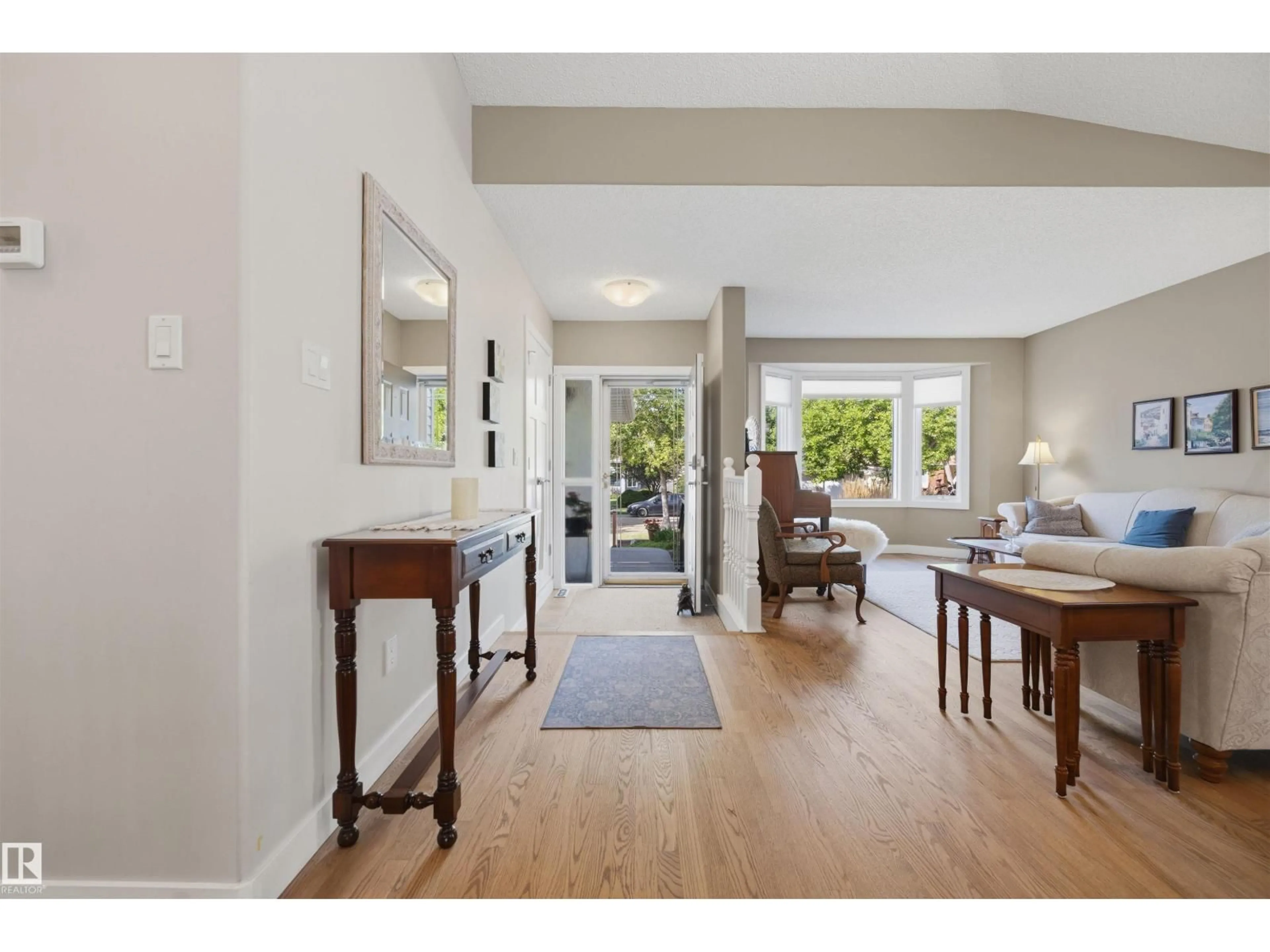 Indoor entryway for 23 HIGHLAND CR, Sherwood Park Alberta T8A5N8