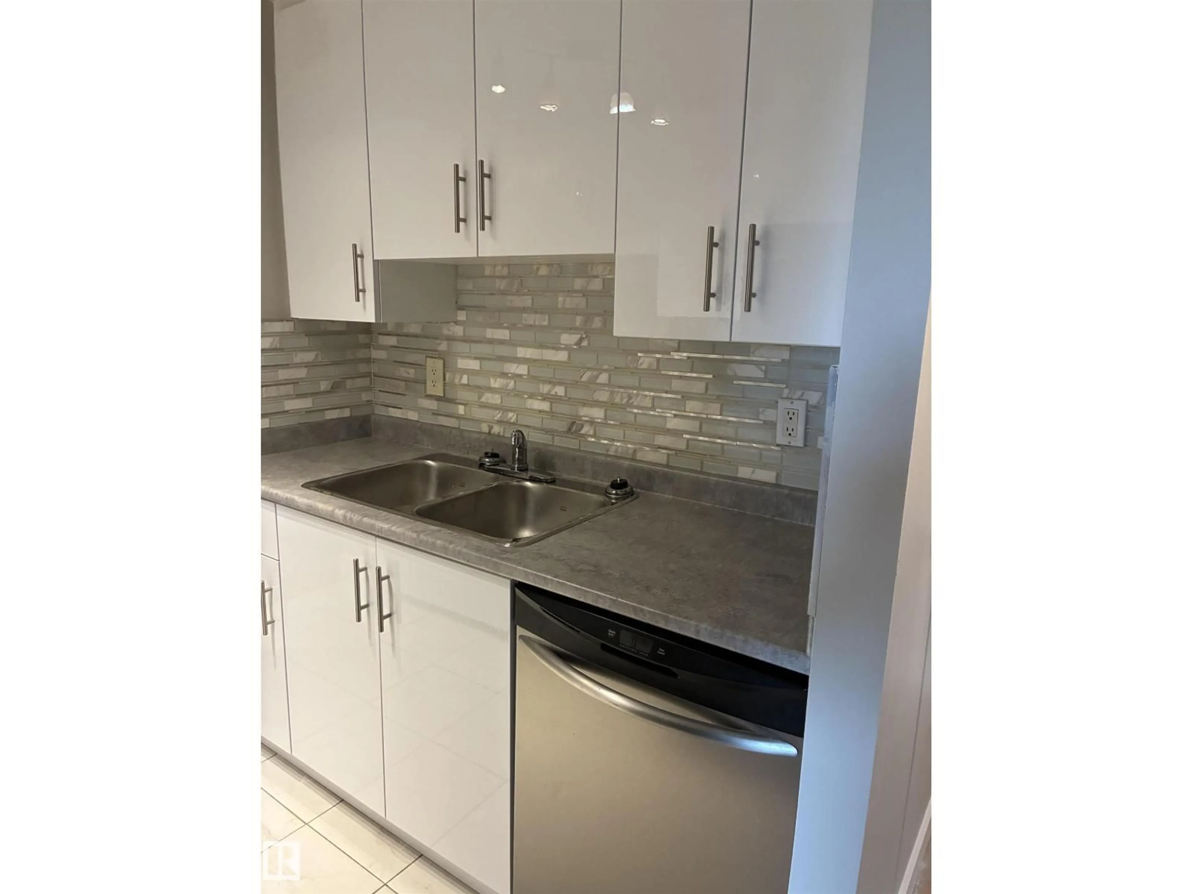 Standard kitchen, unknown for #503 - 11211 85 ST, Edmonton Alberta T5B4T7