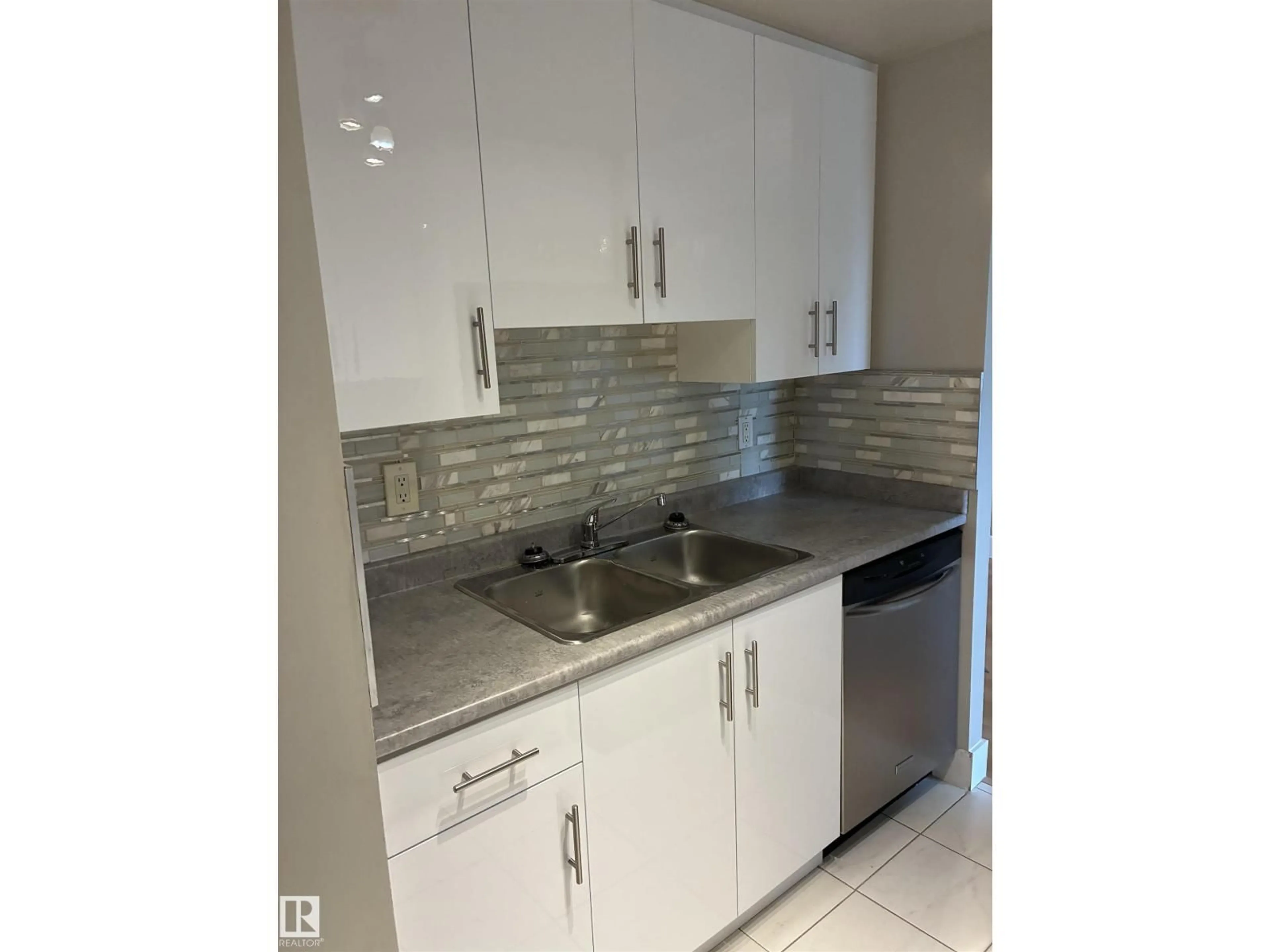 Standard kitchen, ceramic/tile floor for #503 - 11211 85 ST, Edmonton Alberta T5B4T7