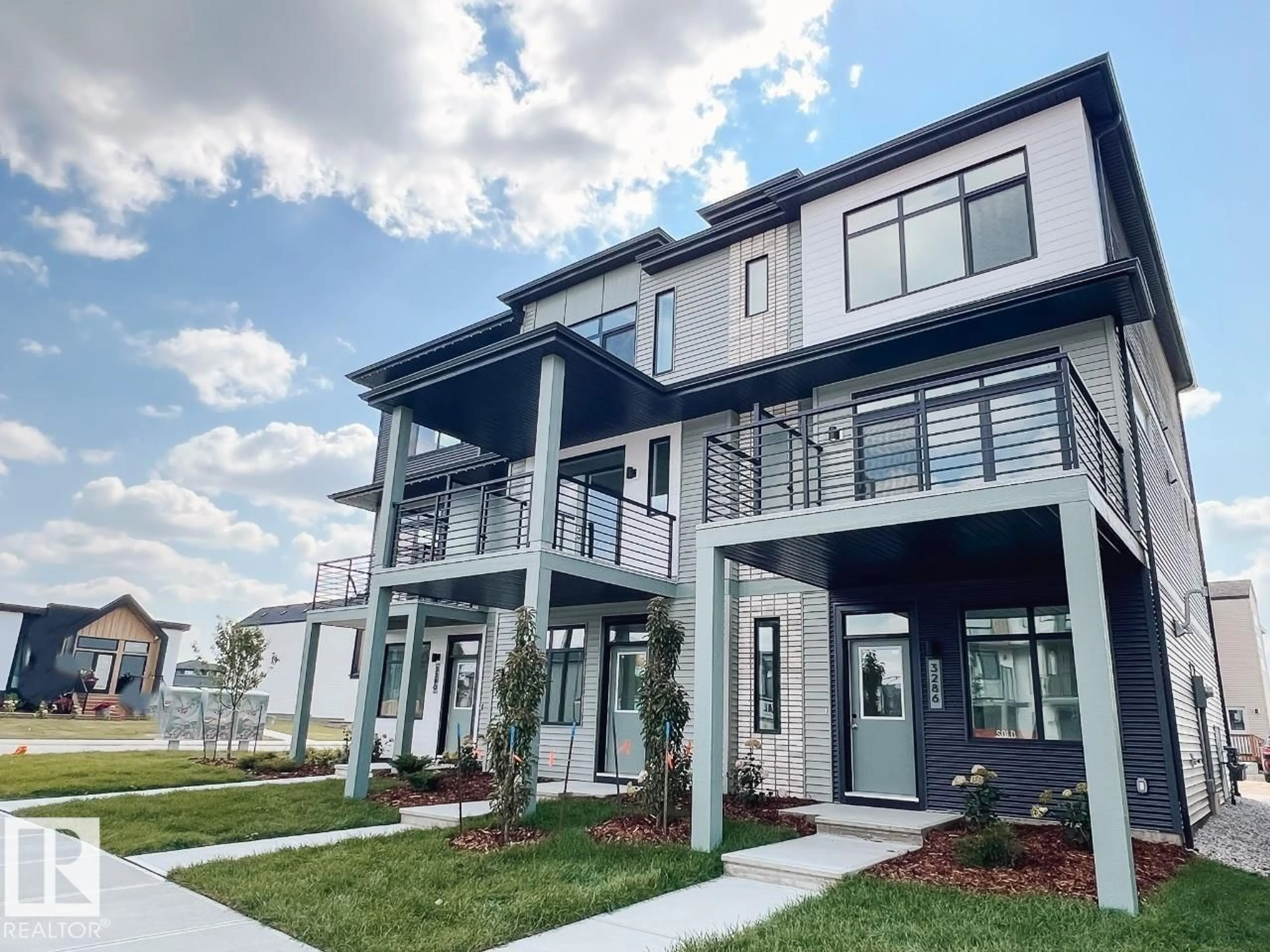 Home with vinyl exterior material, unknown for 122 WESTWIND DR, Spruce Grove Alberta T7X0P8