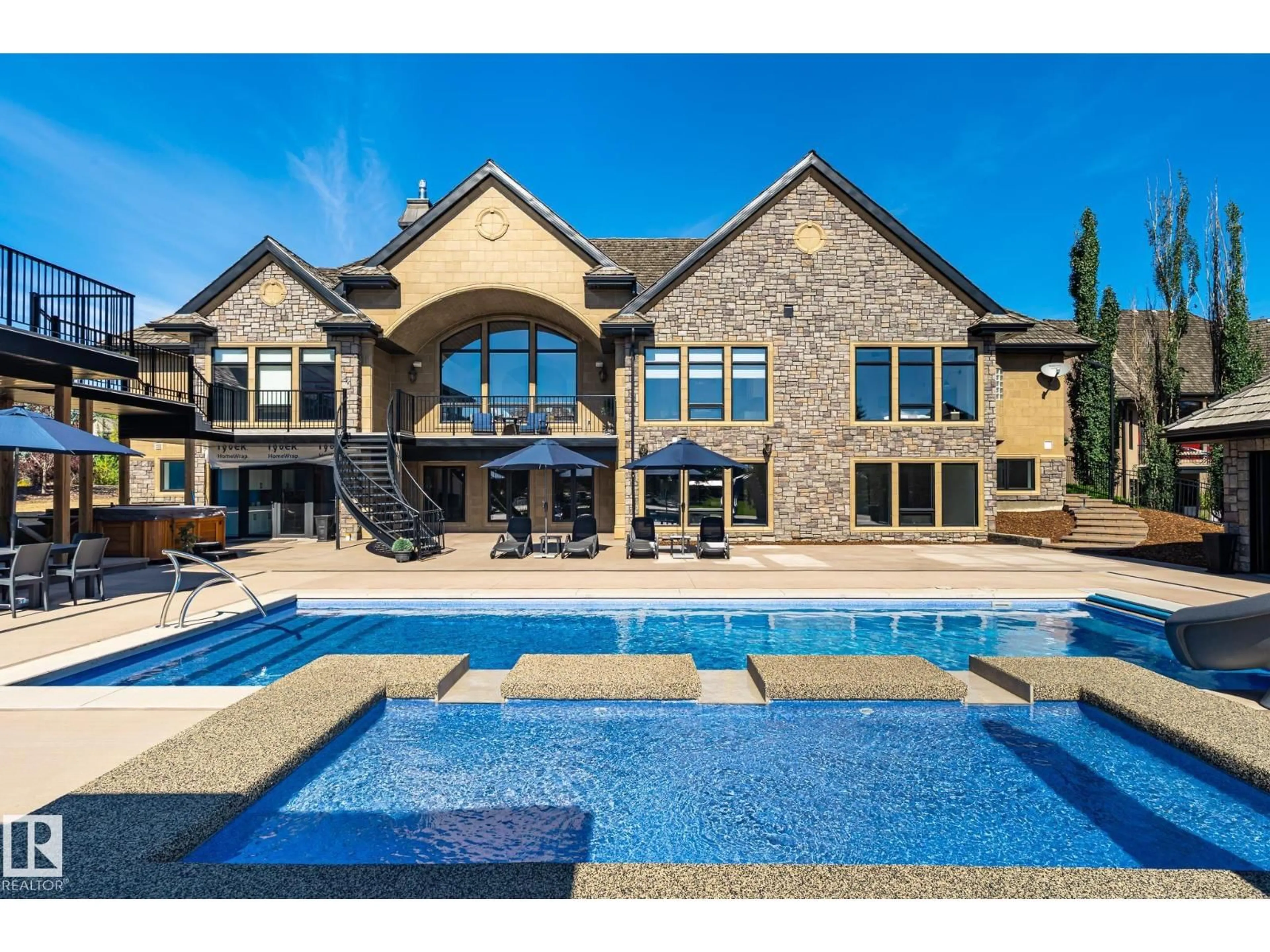 Pool for 185 RIVERSTONE DR, Rural Sturgeon County Alberta T8T0B9