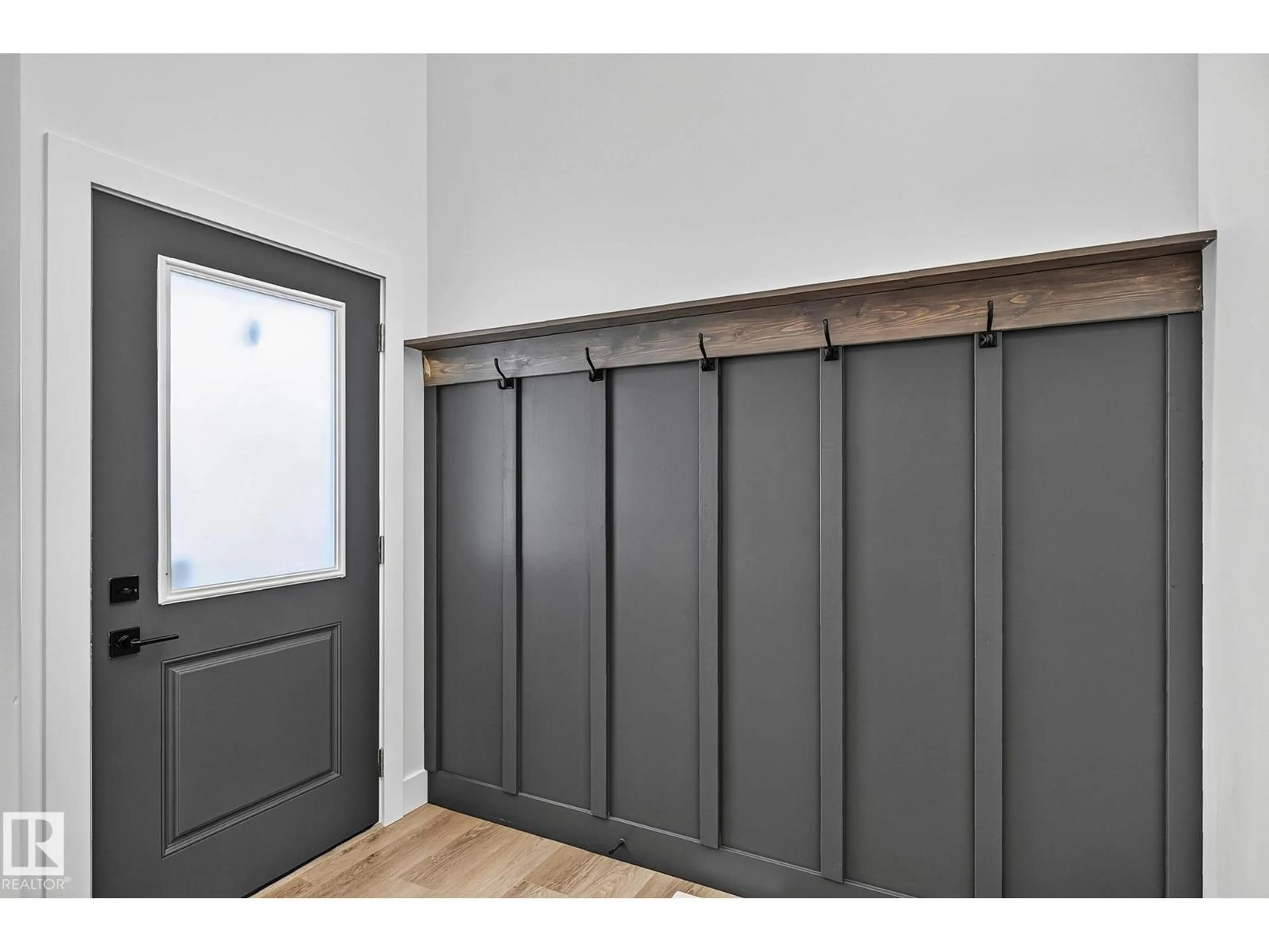 Indoor entryway for 22 SYDWYCK CI, Spruce Grove Alberta T7X3G5