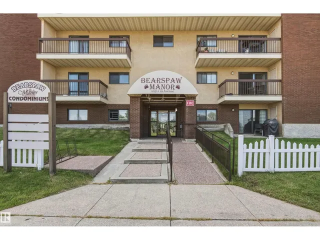 10511 19 AV, Edmonton