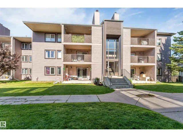 101 49 AKINS DR, St. Albert 3