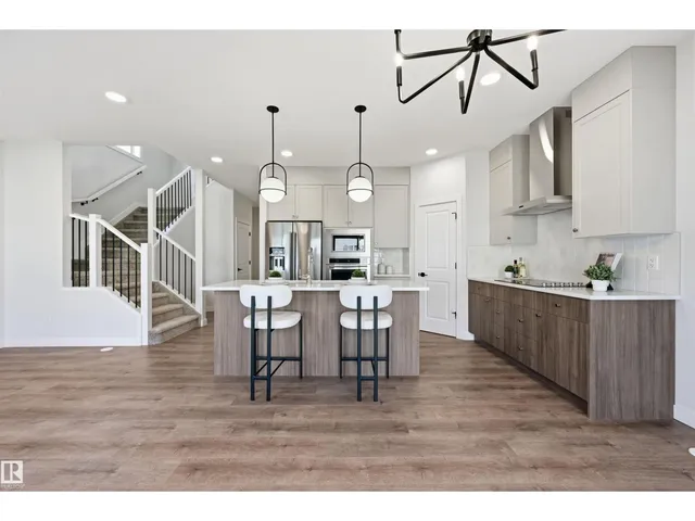 3024 DIXON LD, Edmonton 2