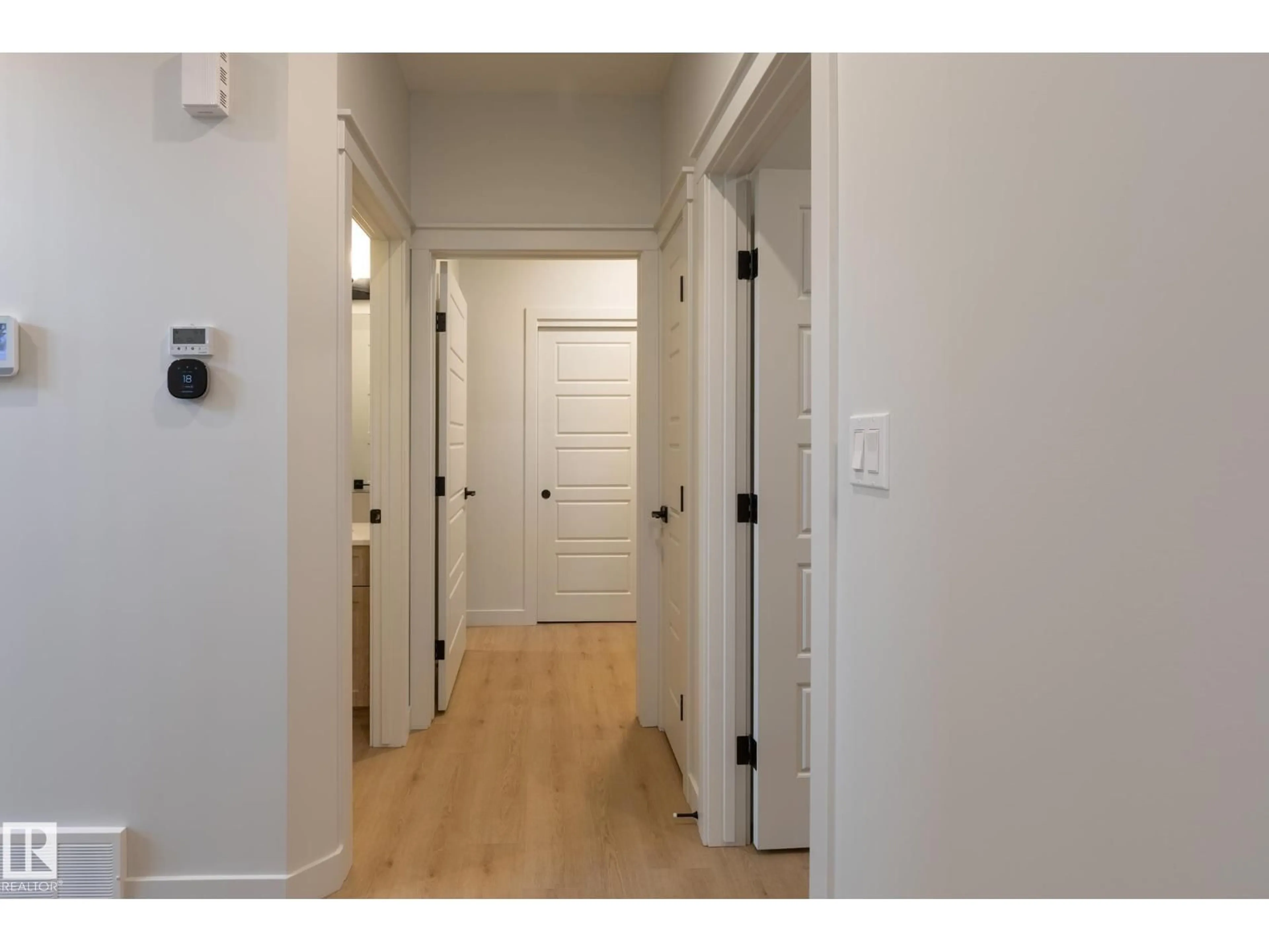 Indoor entryway for 4005 36 ST, Beaumont Alberta T4X2Y3