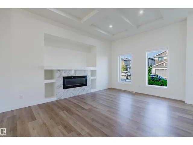 NW - 6047 180 AV, Edmonton 5