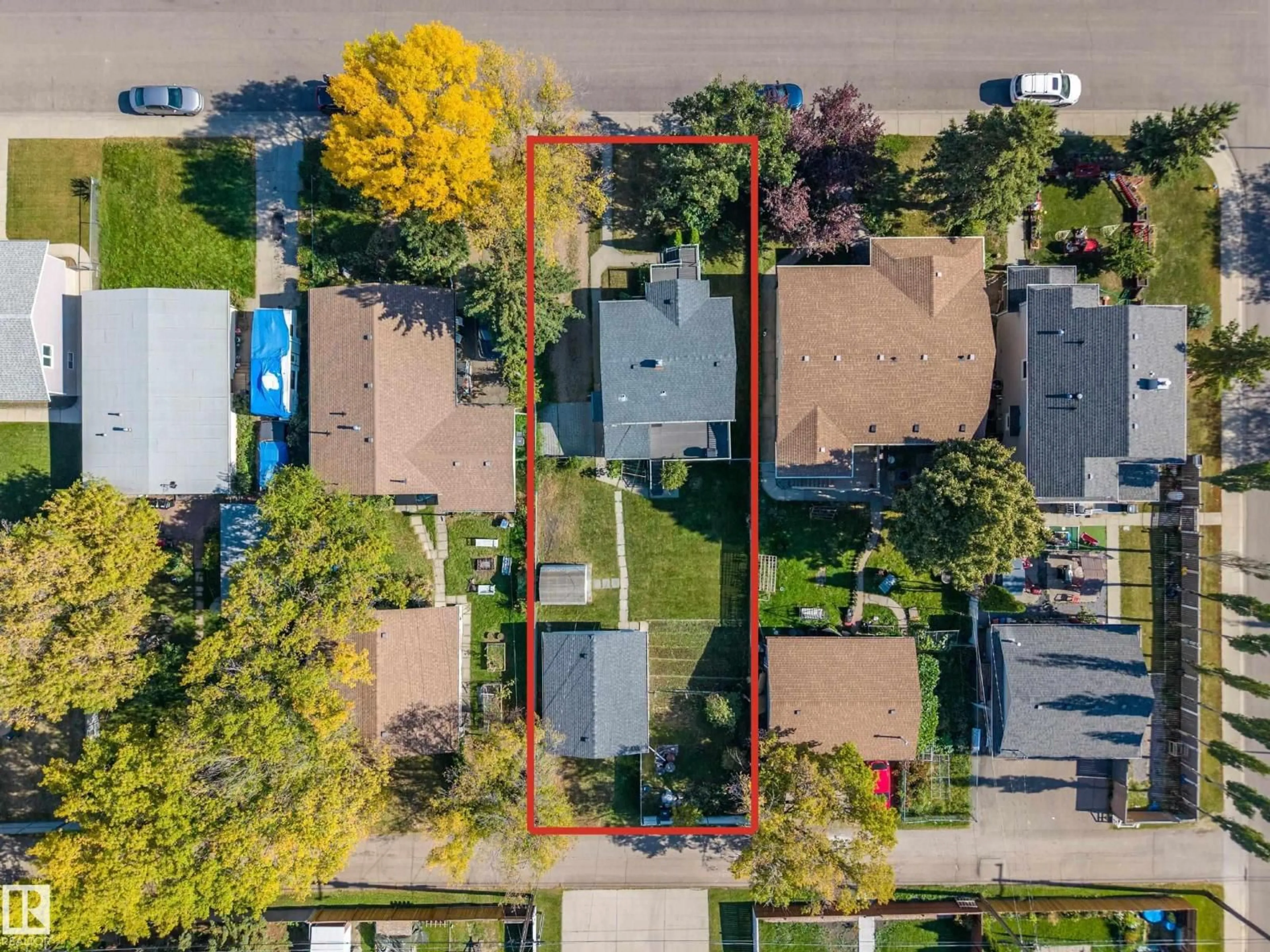 A pic from outside/outdoor area/front of a property/back of a property/a pic from drone, street for NW - 9912 154 ST, Edmonton Alberta T5P2G7