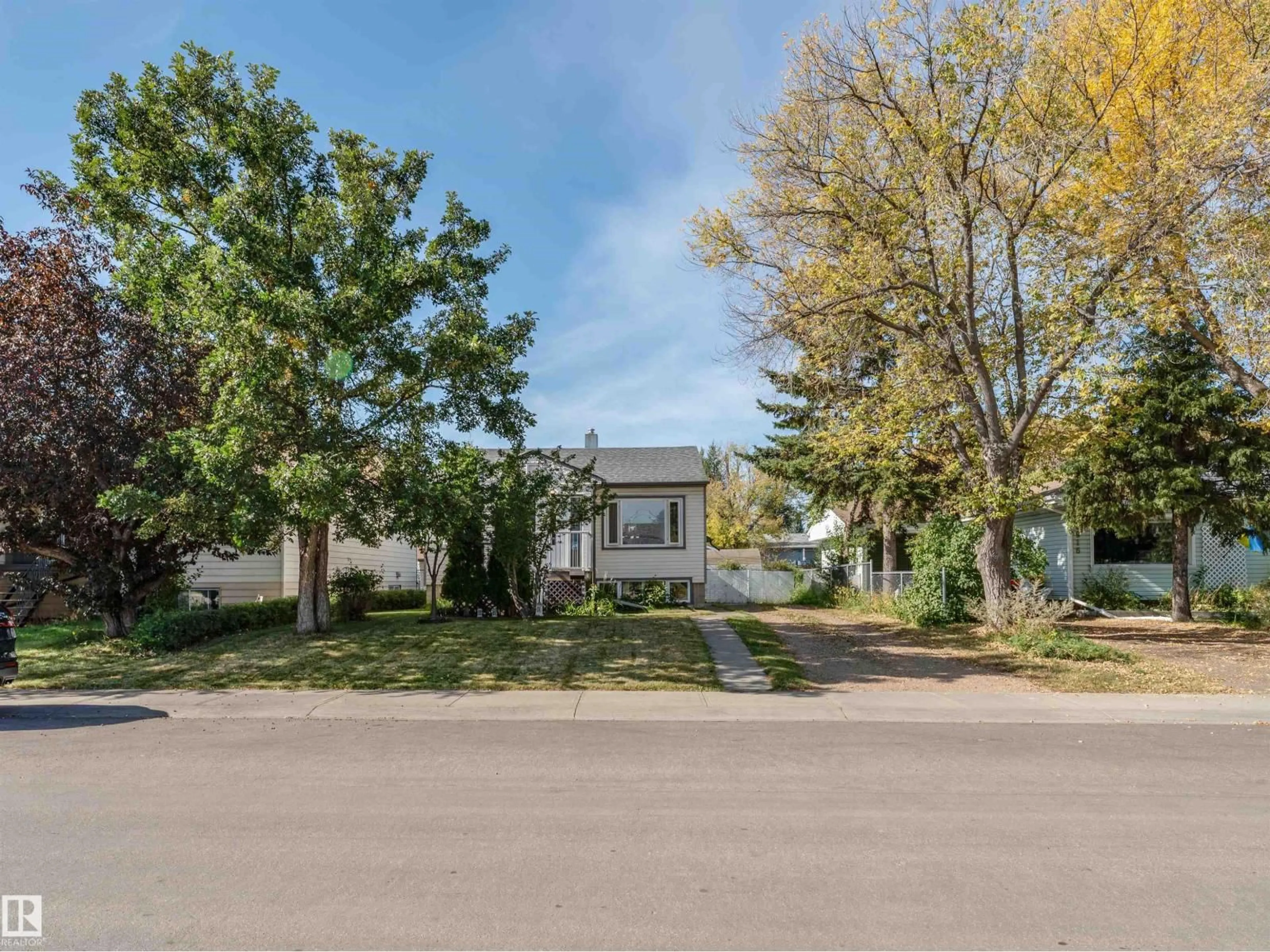 Unknown for NW - 9912 154 ST, Edmonton Alberta T5P2G7