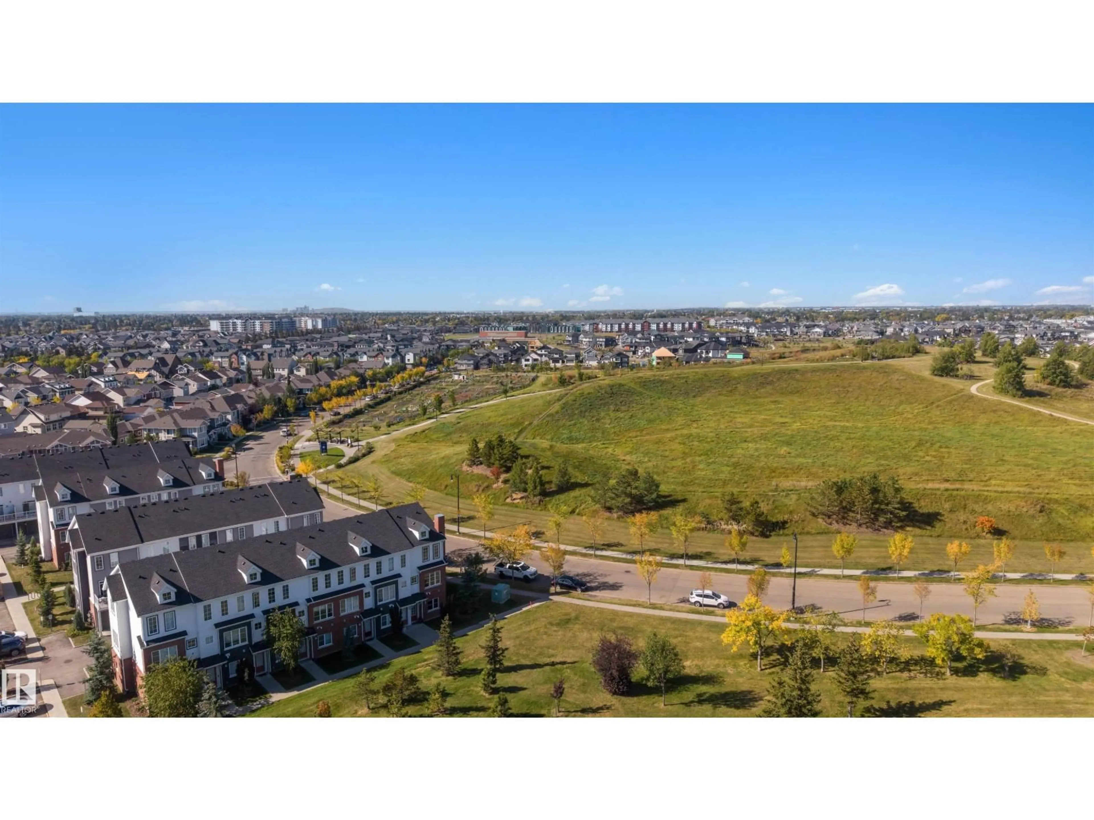 A pic from outside/outdoor area/front of a property/back of a property/a pic from drone, mountain view for 1636 KERR RD, Edmonton Alberta T5E6W3