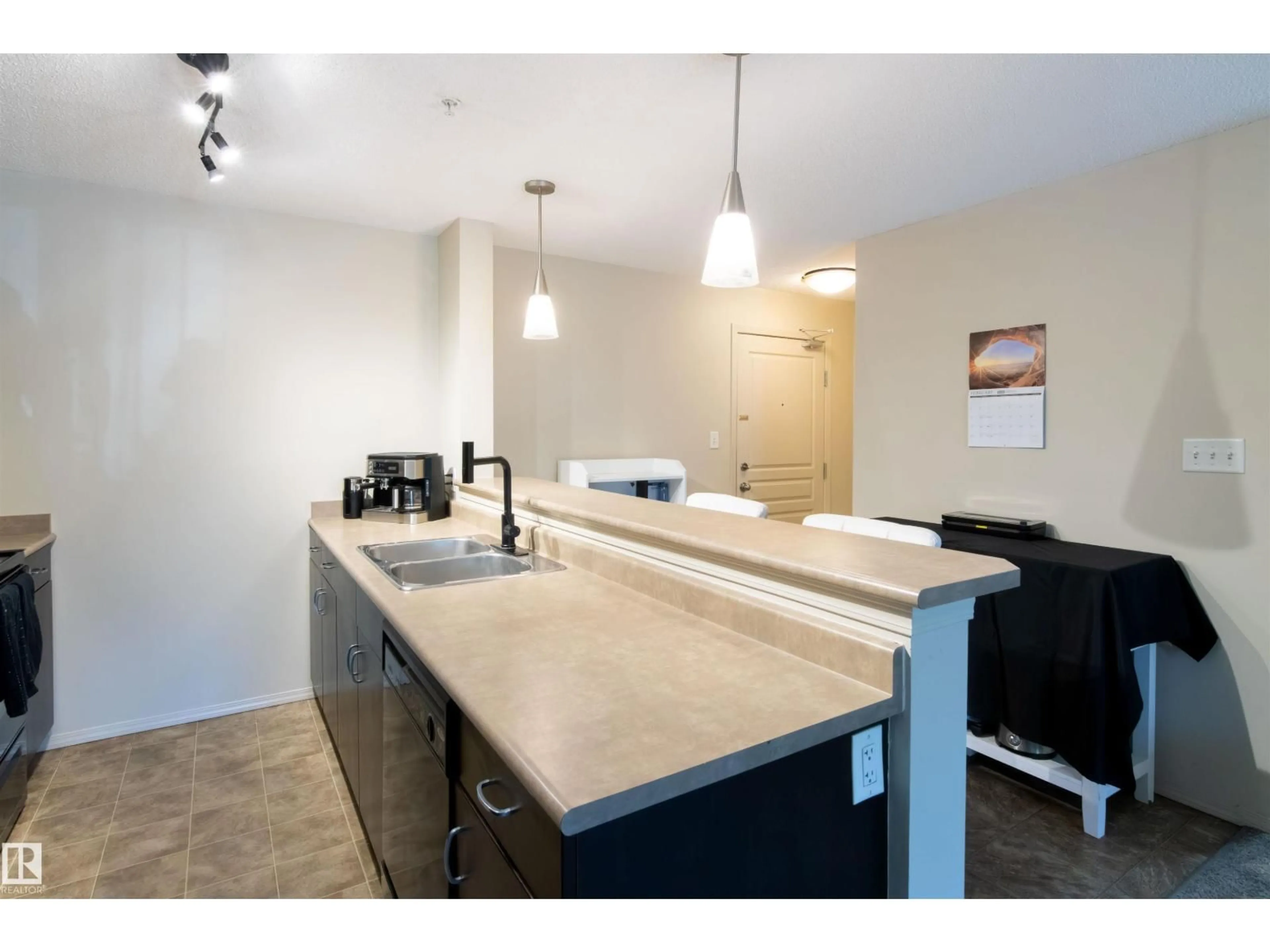 Standard kitchen, unknown for 1188 - 214 HYNDMAN RD, Edmonton Alberta T5A0E9