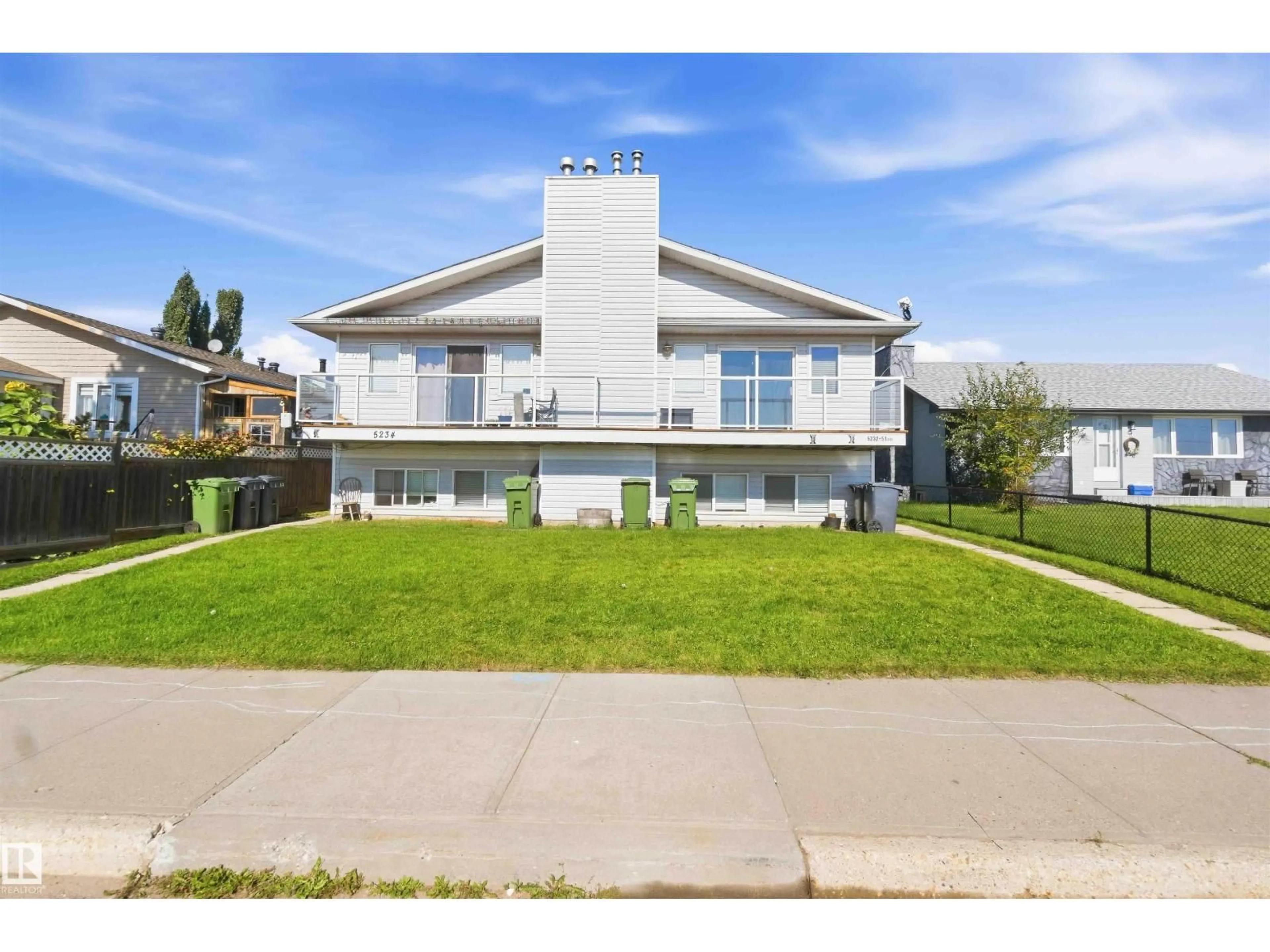 Home with vinyl exterior material, unknown for 5234 51 AV, Wabamun Alberta T0E2K0