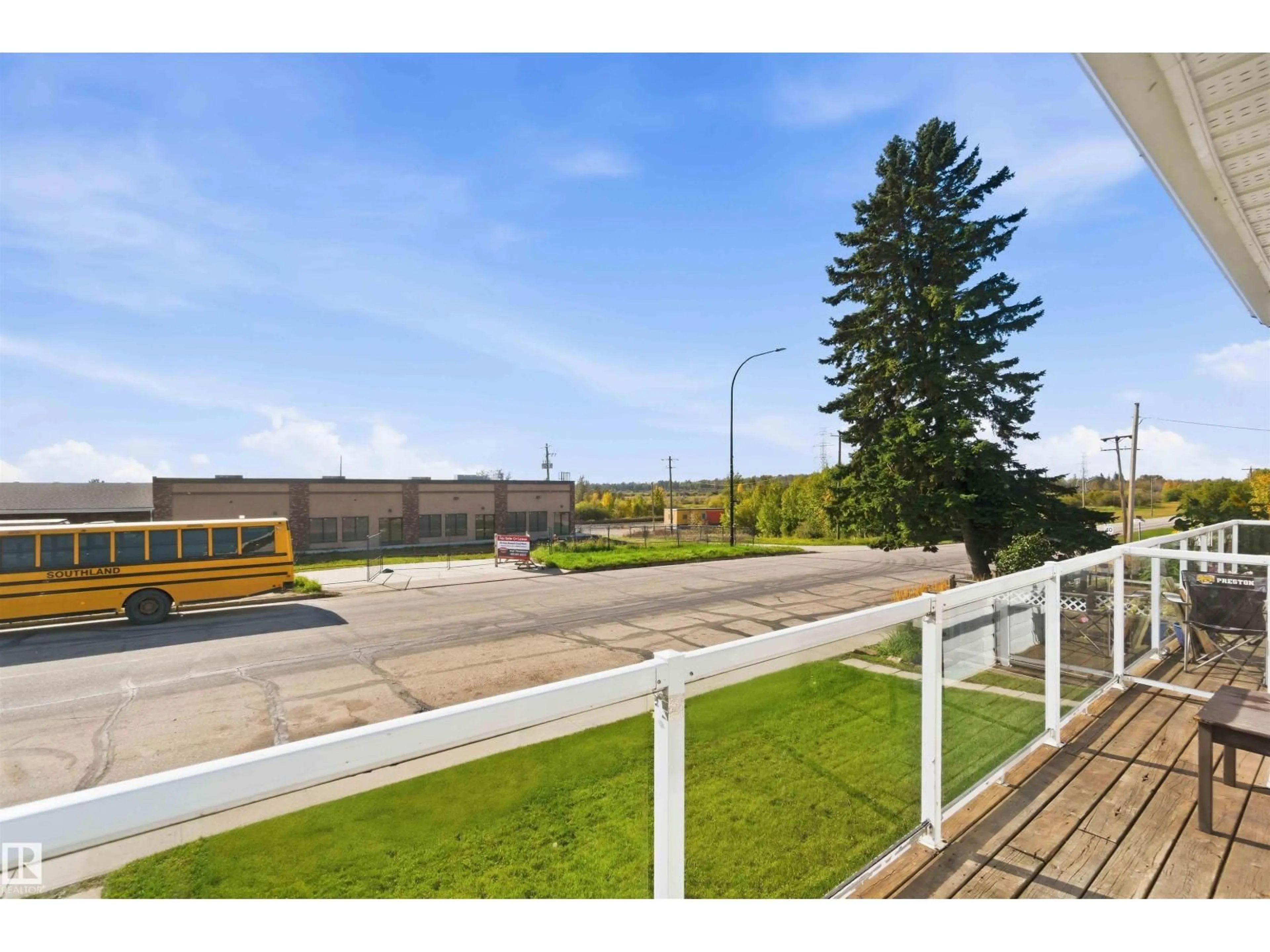 Patio, unknown for 5234 51 AV, Wabamun Alberta T0E2K0