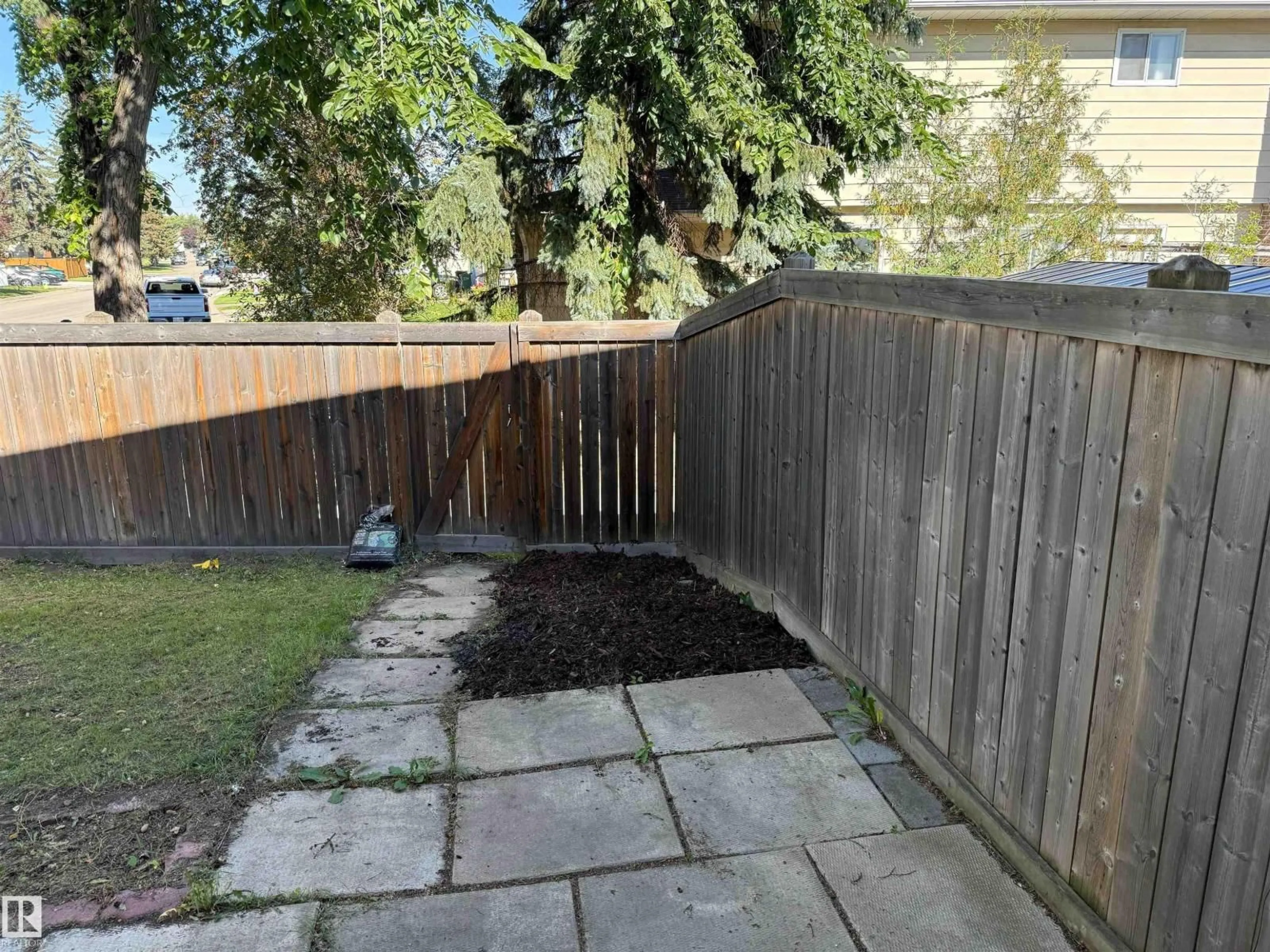 Patio, street for 18207 74 AV, Edmonton Alberta T5T2G6