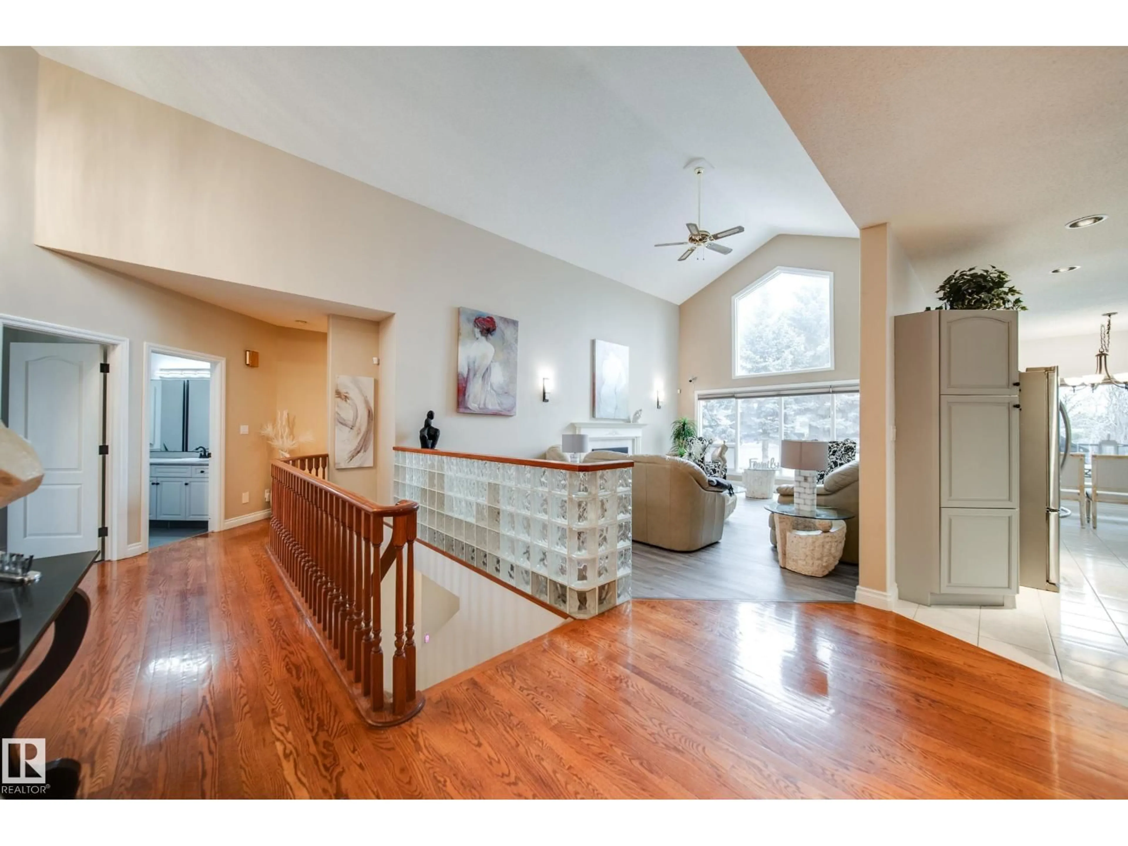 Unknown for 242 RUNNING CREEK LN, Edmonton Alberta T6J6V9