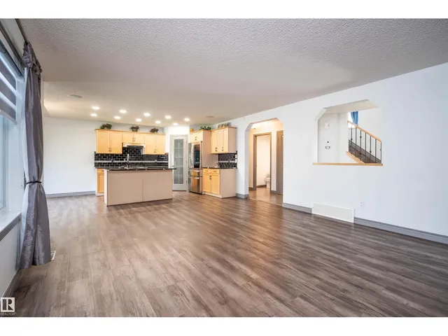 16820 57 ST, Edmonton 5