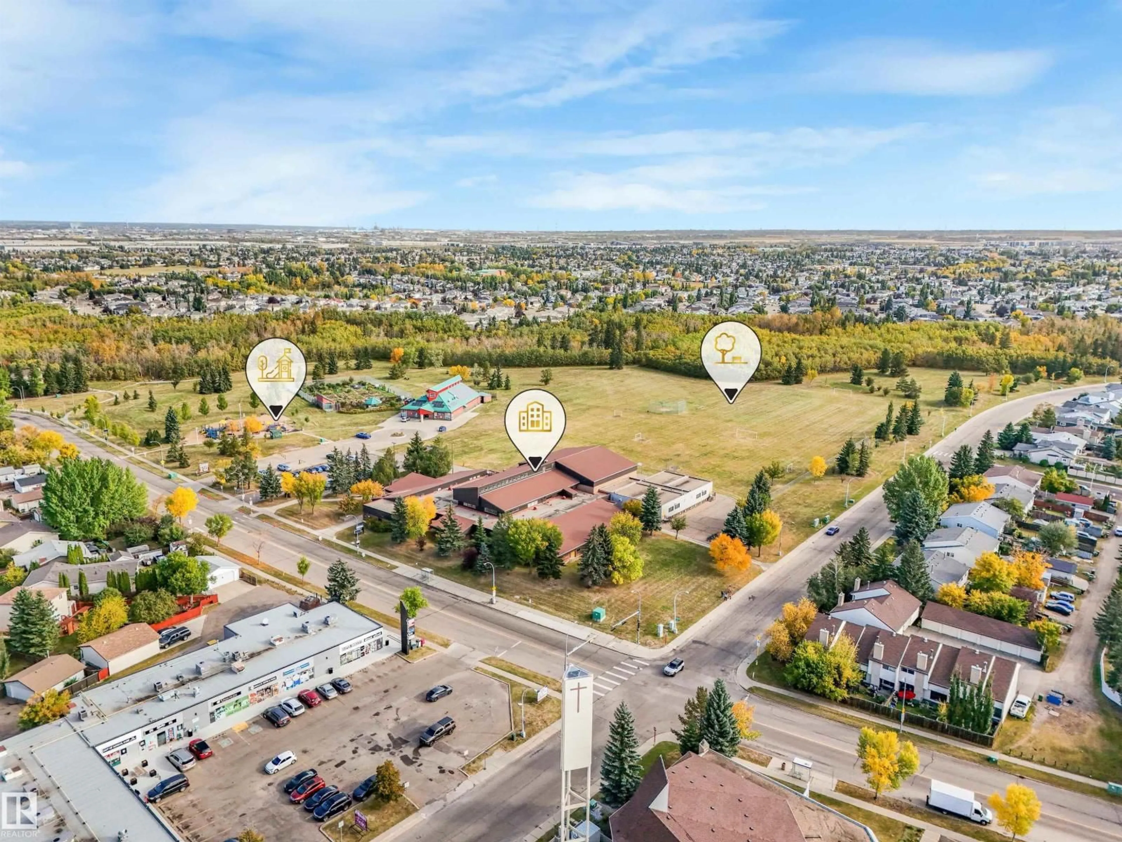 A pic from outside/outdoor area/front of a property/back of a property/a pic from drone, mountain view for 3467 39 ST, Edmonton Alberta T6L3Y9