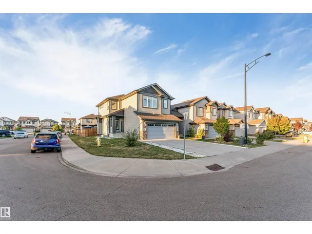 1264 25 AV, Edmonton 3