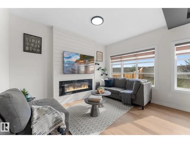 NW - 1142 GOLDFINCH CR, Edmonton 2