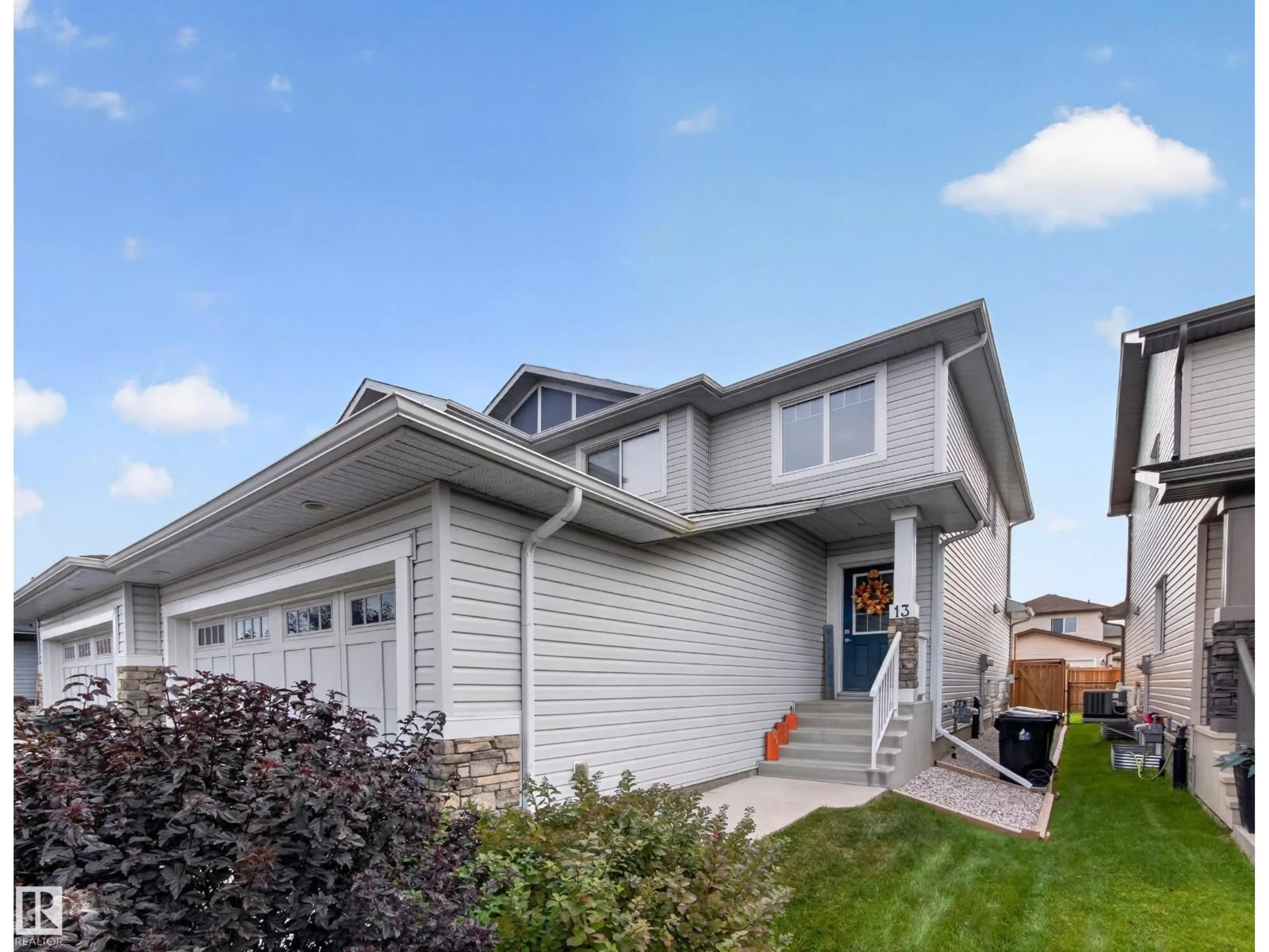 Home with vinyl exterior material, street for 13 HUDSON CV, Spruce Grove Alberta T7X0R8