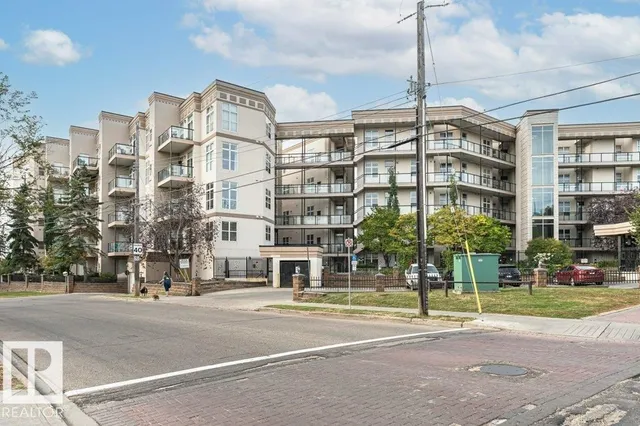 202 - 9503 101 AV, Edmonton 2
