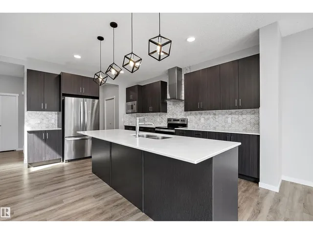 NW - 9227 223 ST, Edmonton 3