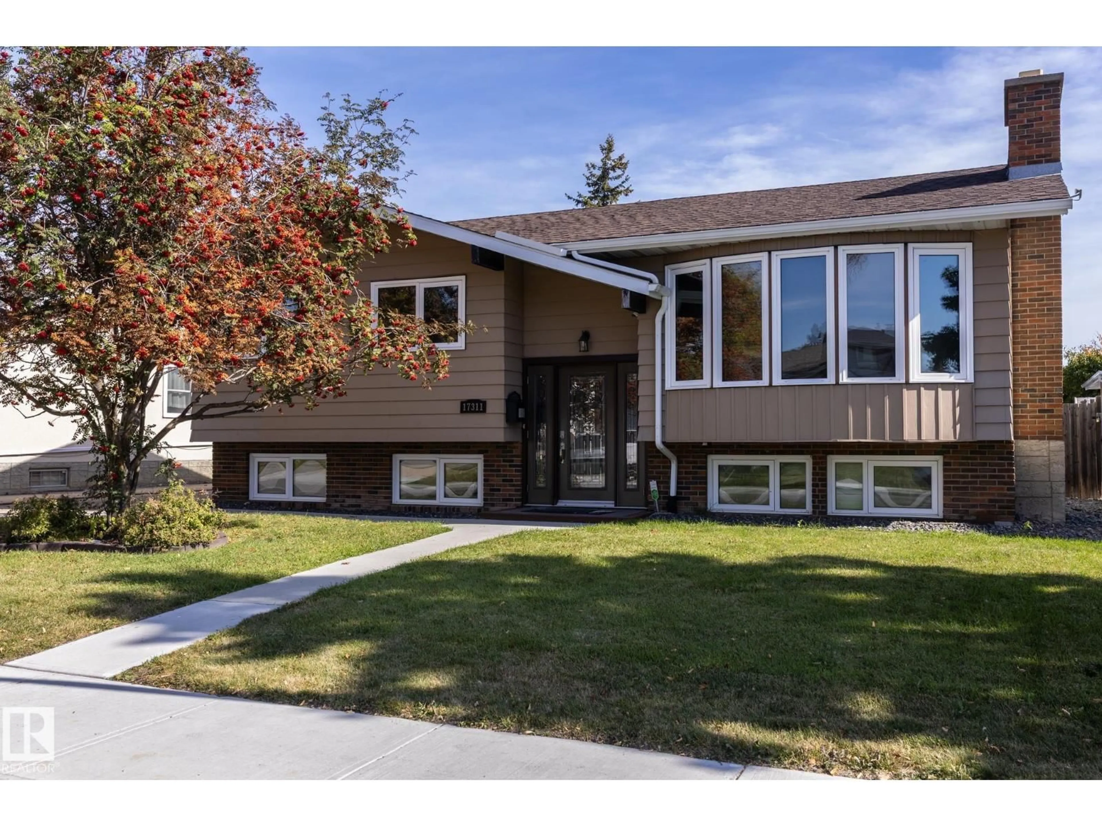 Home with vinyl exterior material, street for NW - 17311 107 ST, Edmonton Alberta T5X3H5