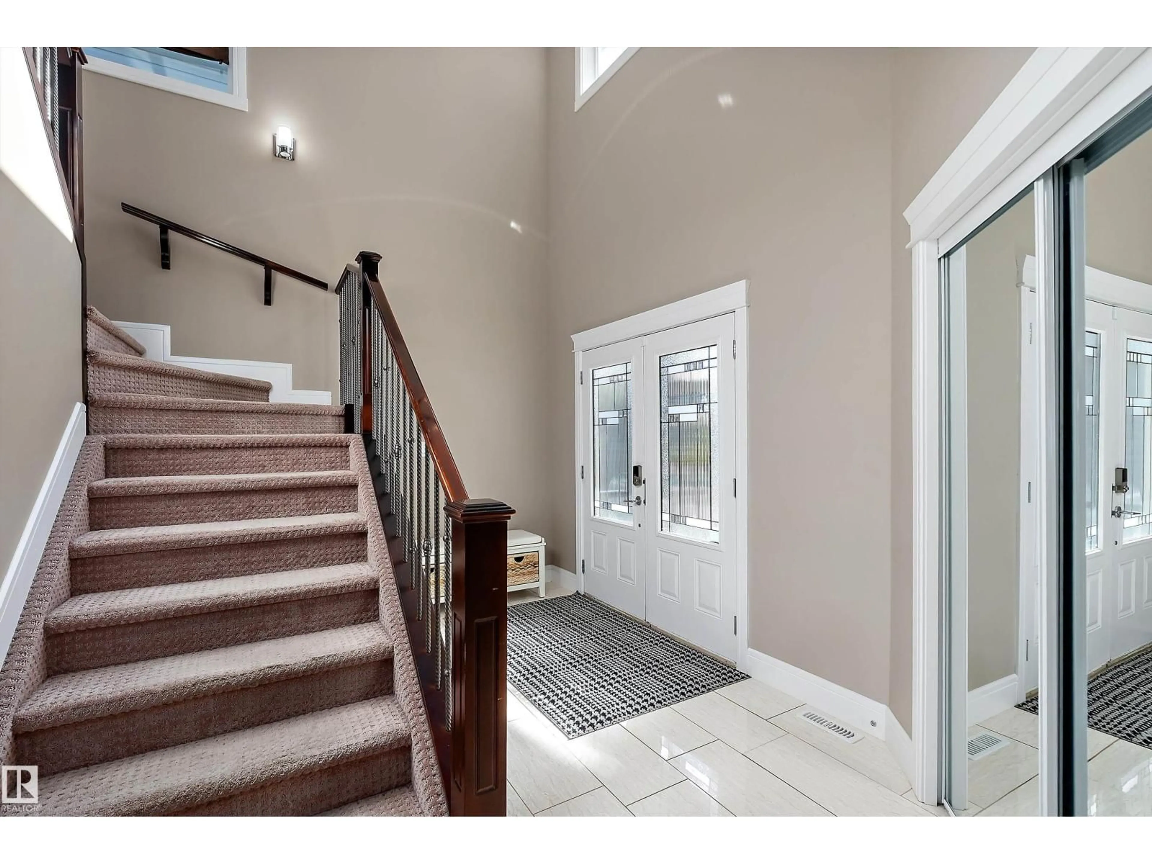 Indoor entryway for 3620 CLAXTON PL, Edmonton Alberta T6W2K8