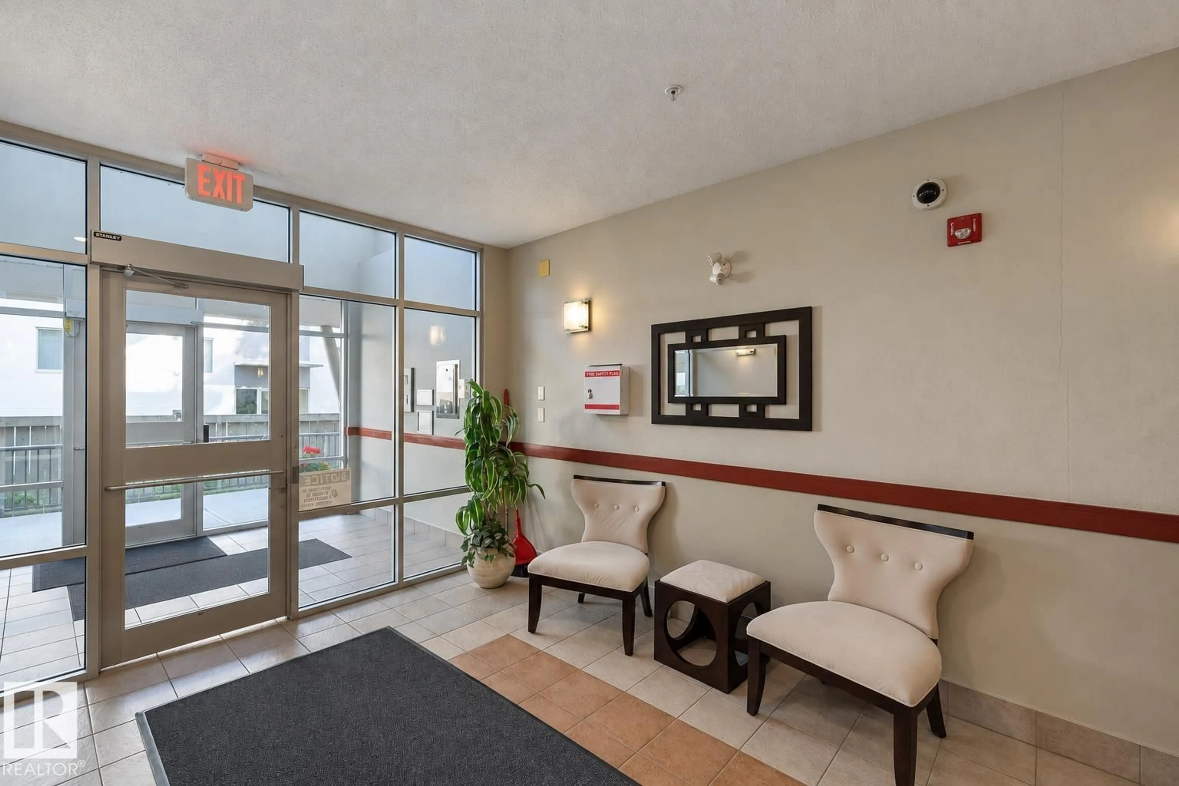 Lobby for 101 - 11140 68 AV, Edmonton Alberta T6H2C2