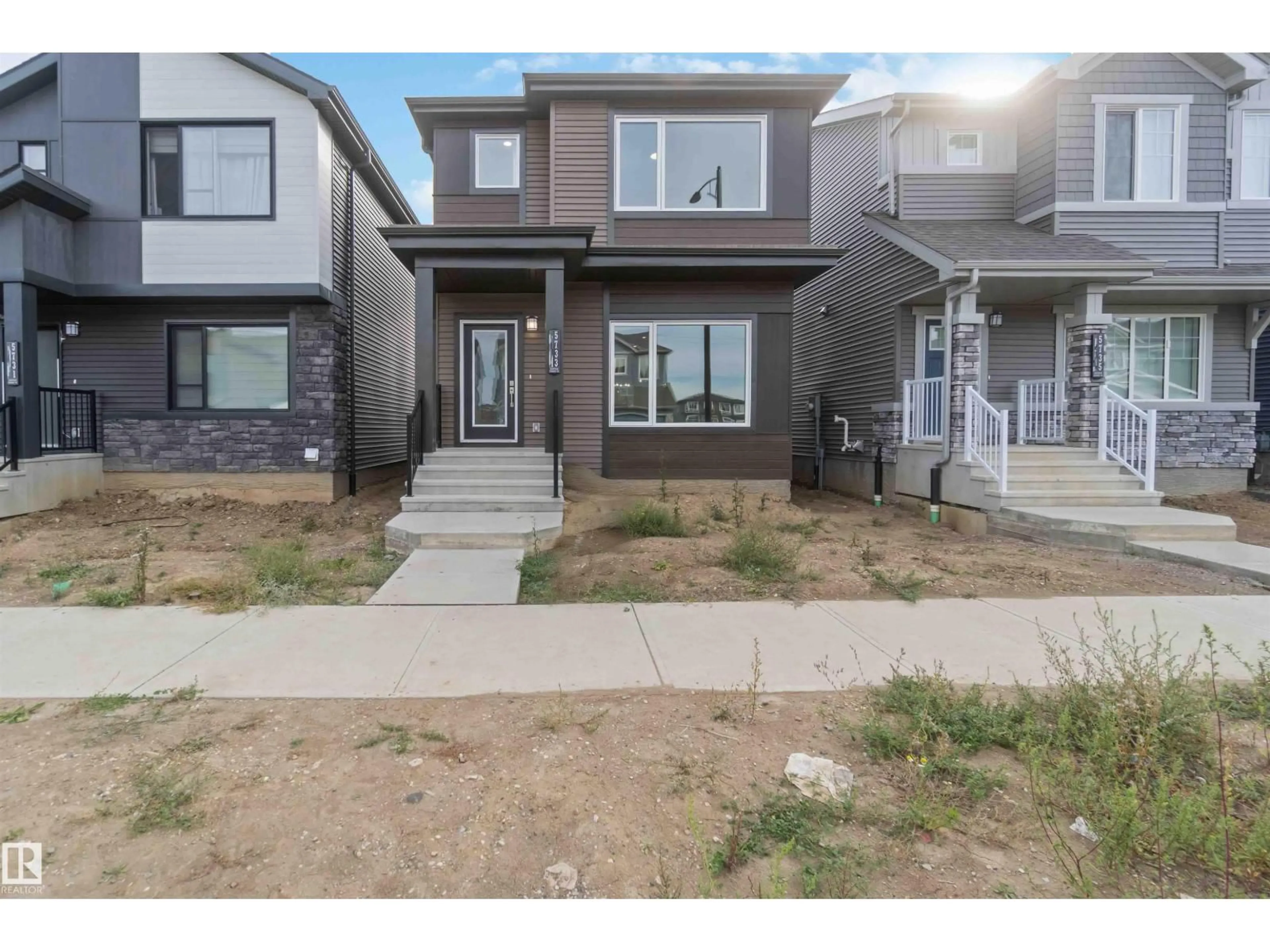 Unknown for SW SW - 5733 HAWTHORN CM, Edmonton Alberta T6X3K8