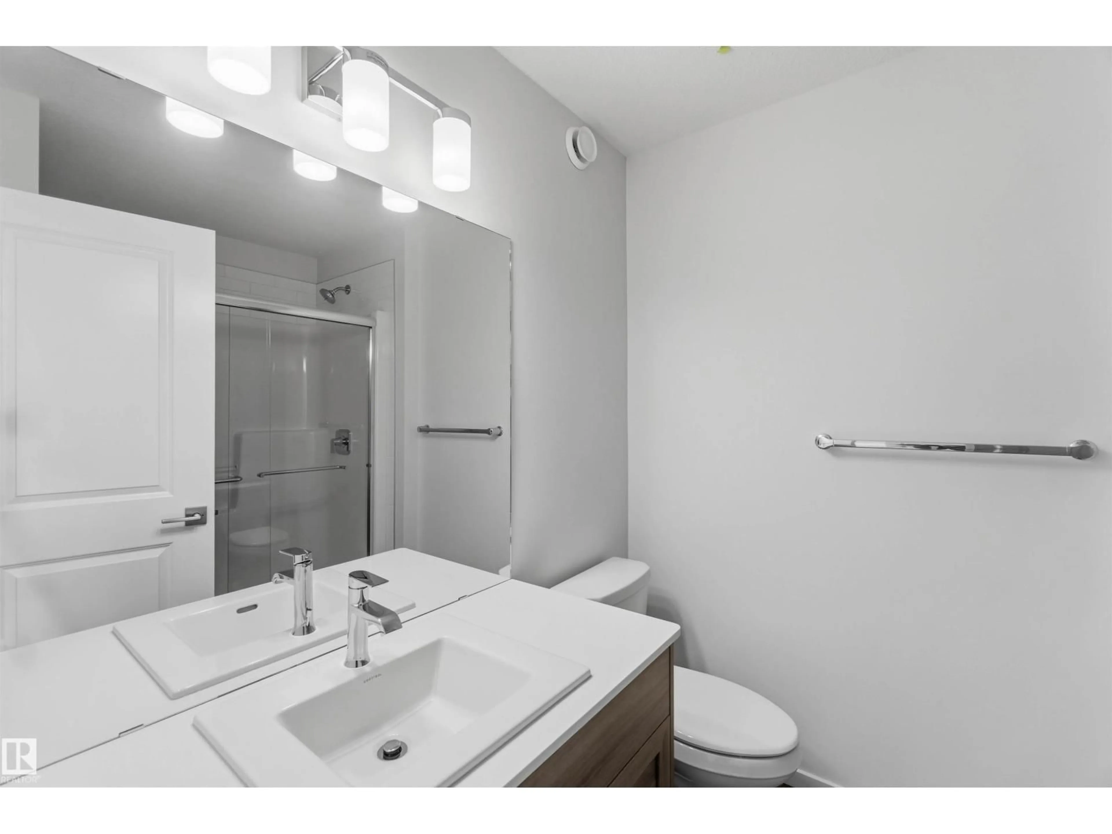 Standard bathroom, unknown for SW SW - 5733 HAWTHORN CM, Edmonton Alberta T6X3K8