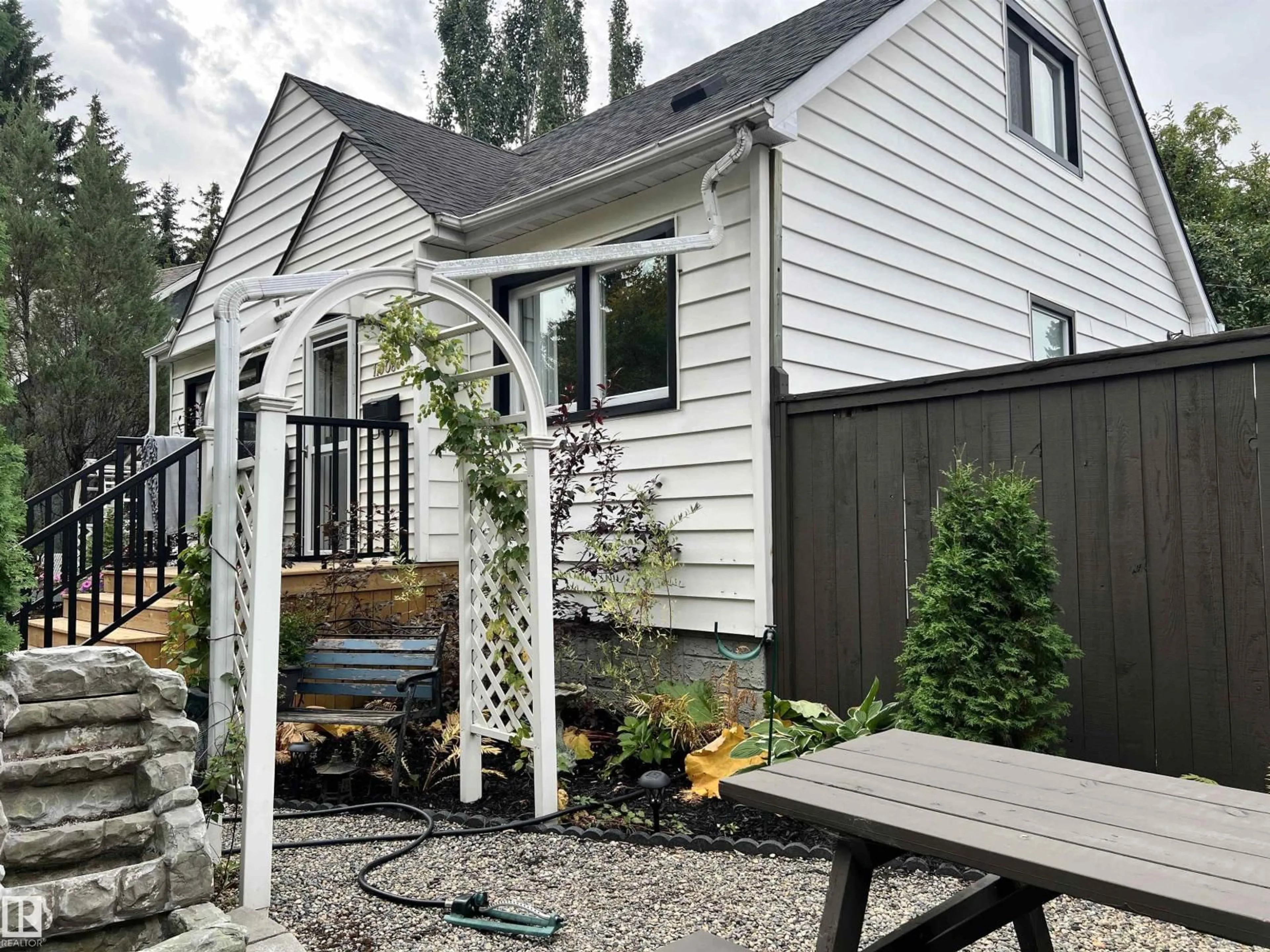 Patio, street for NW - 11908 131 ST, Edmonton Alberta T5L1M4