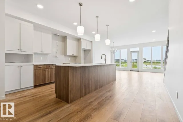 194 STETSON LO, Ardrossan 3