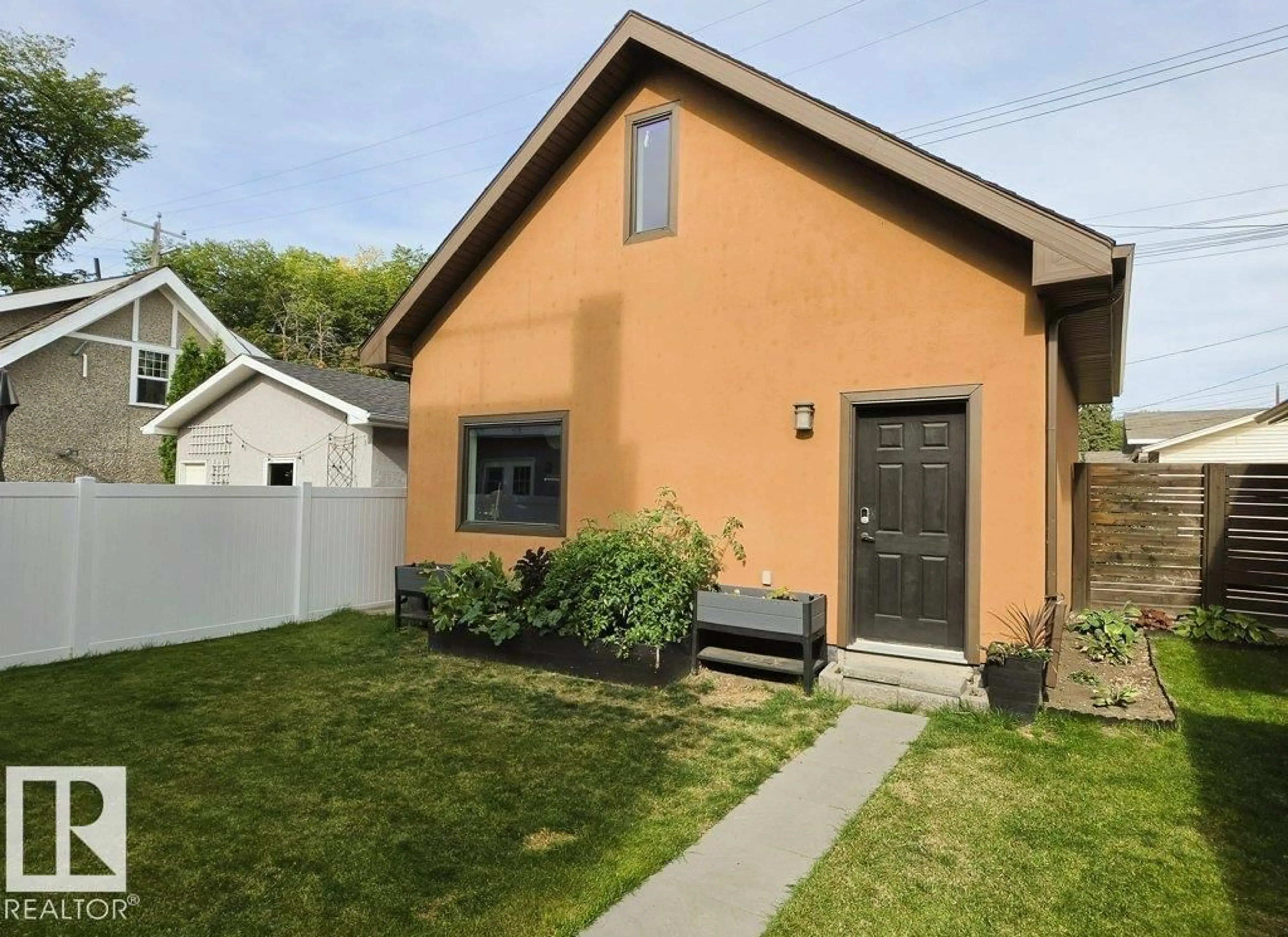 Unknown for 6520 111 AV, Edmonton Alberta T5W0L8