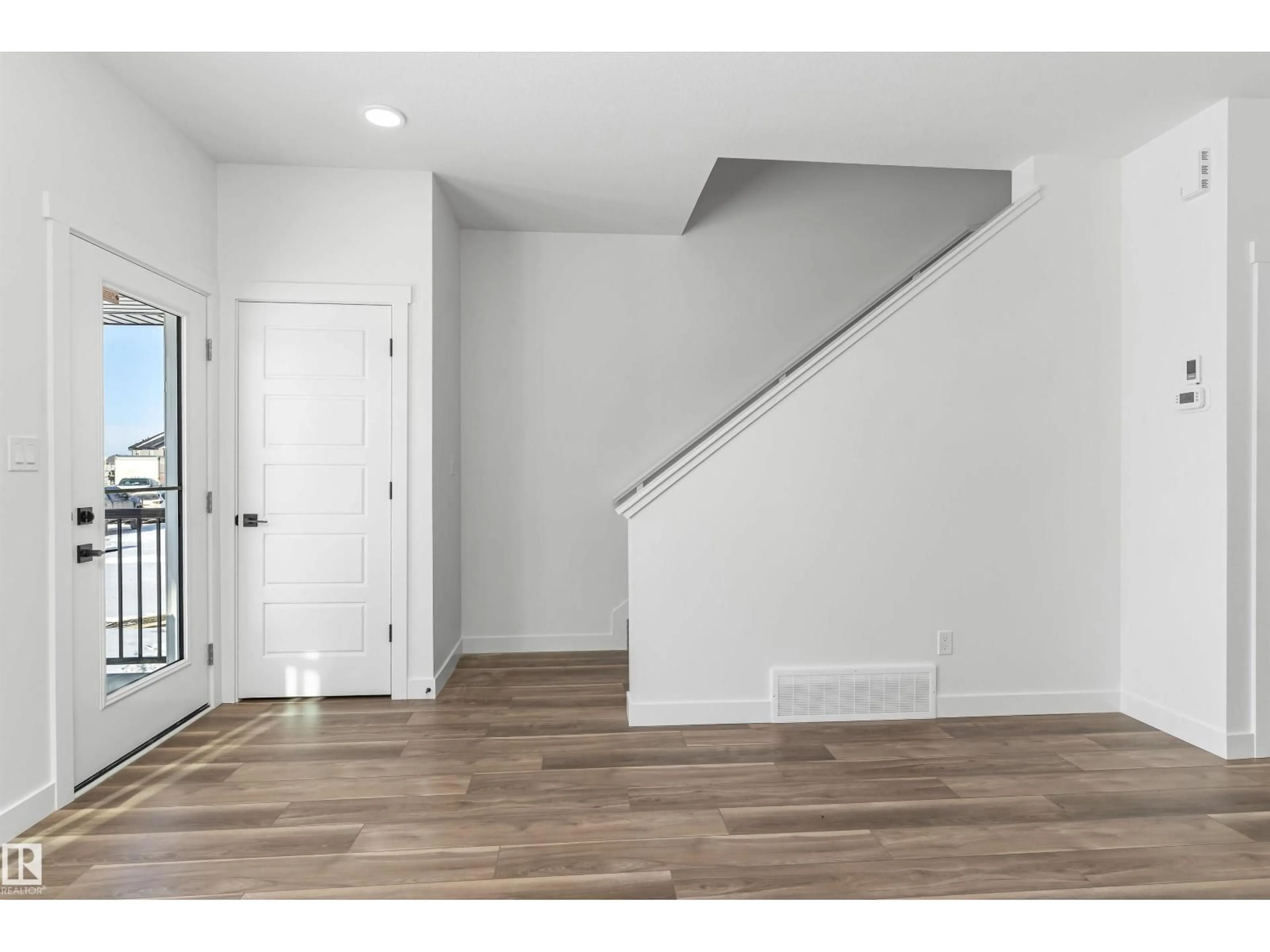 Indoor entryway for 2020 211 ST, Edmonton Alberta T6M3H6