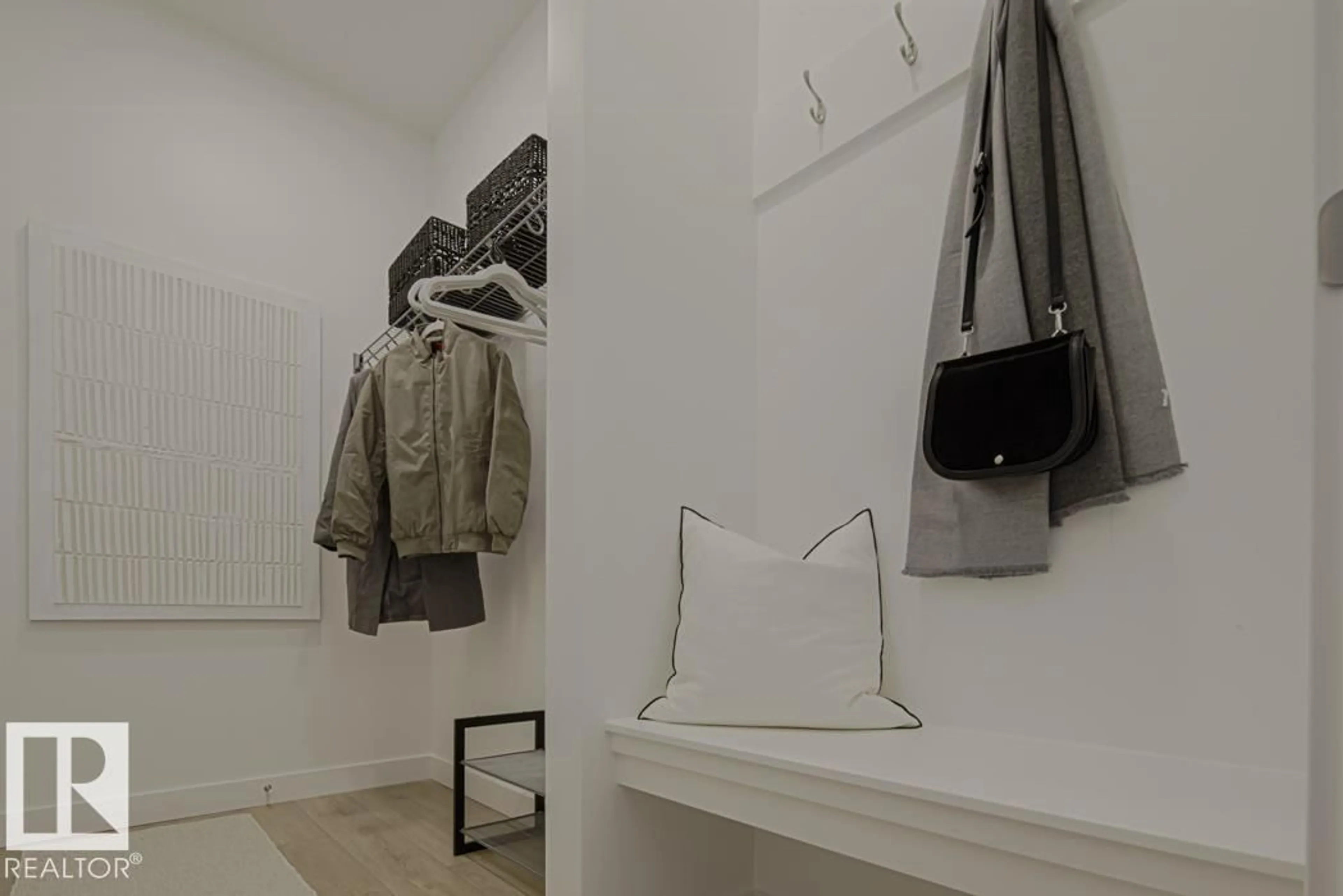 Indoor entryway for 18708 19 AV, Edmonton Alberta T6M3N7