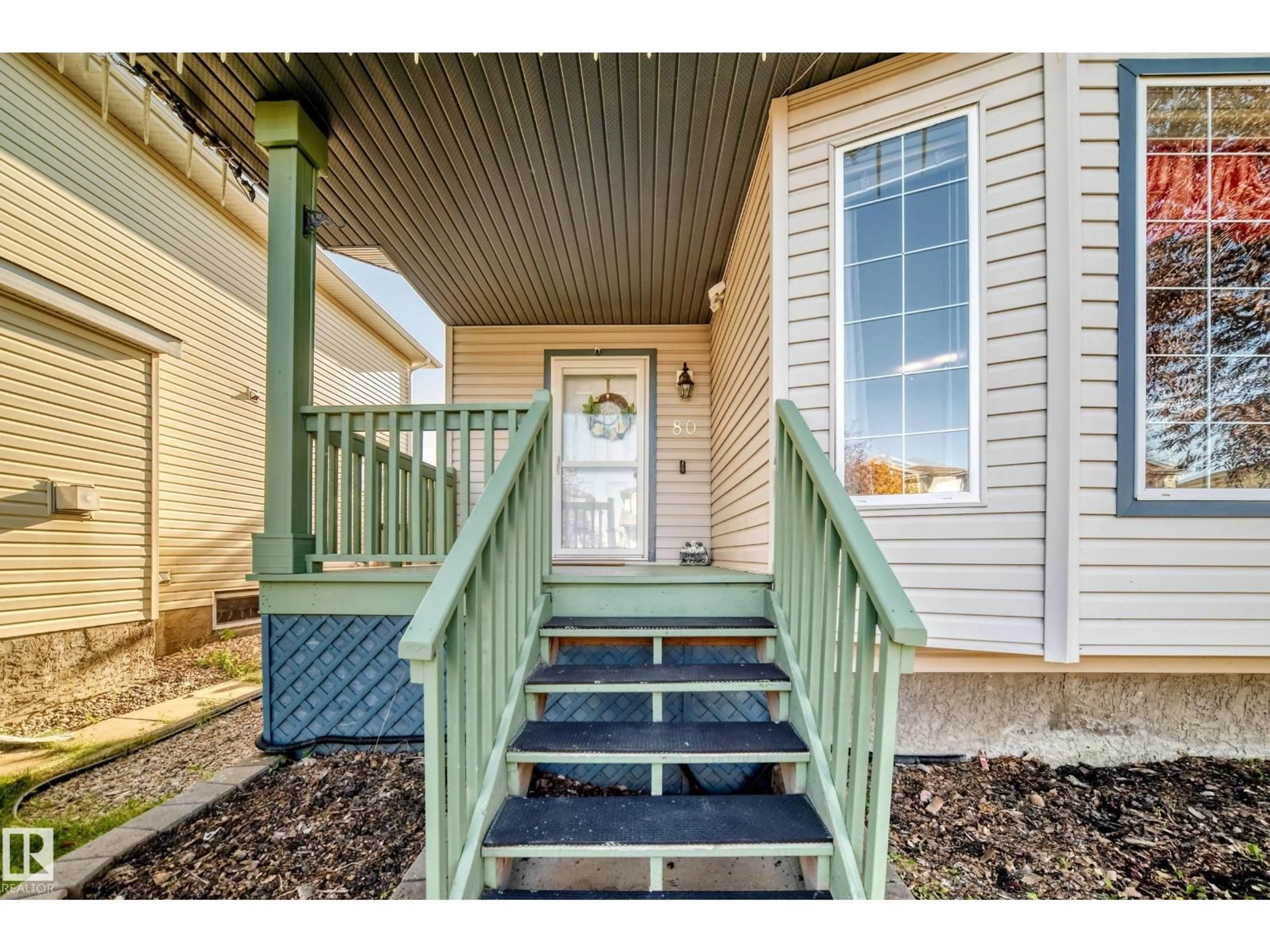 Indoor entryway for 80 BIRCHMONT DR, Leduc Alberta T9E8N6
