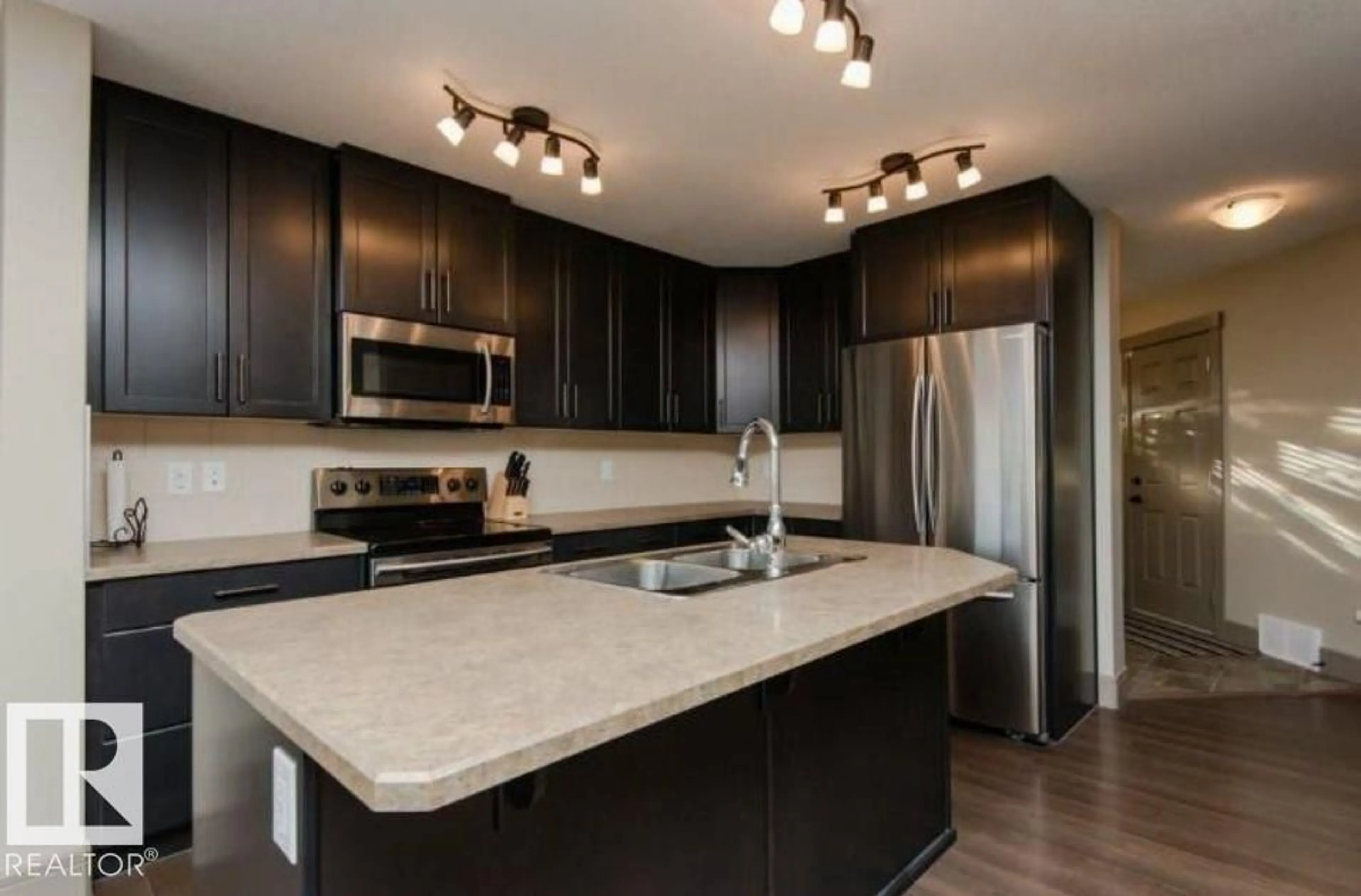 Open concept kitchen, unknown for 7233 ARMOUR CR, Edmonton Alberta T6W2S1
