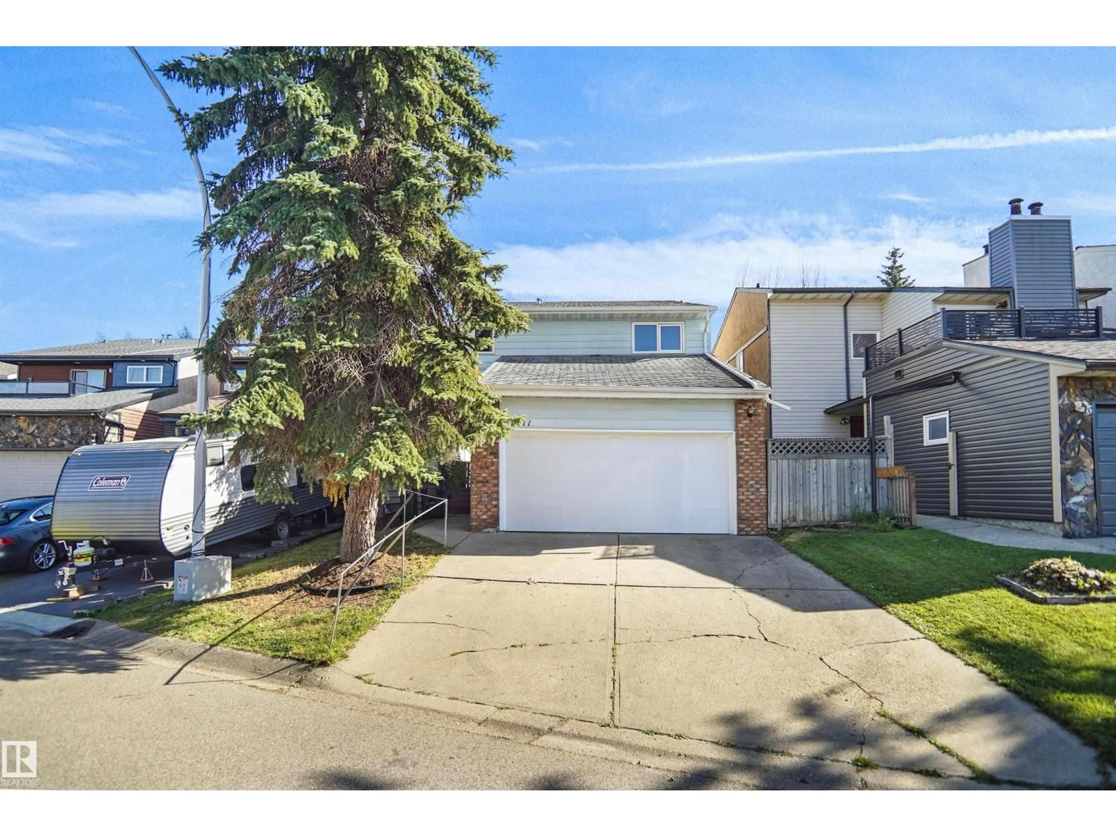 A pic from outside/outdoor area/front of a property/back of a property/a pic from drone, street for NW - 12311 25 AV, Edmonton Alberta T6J4S7