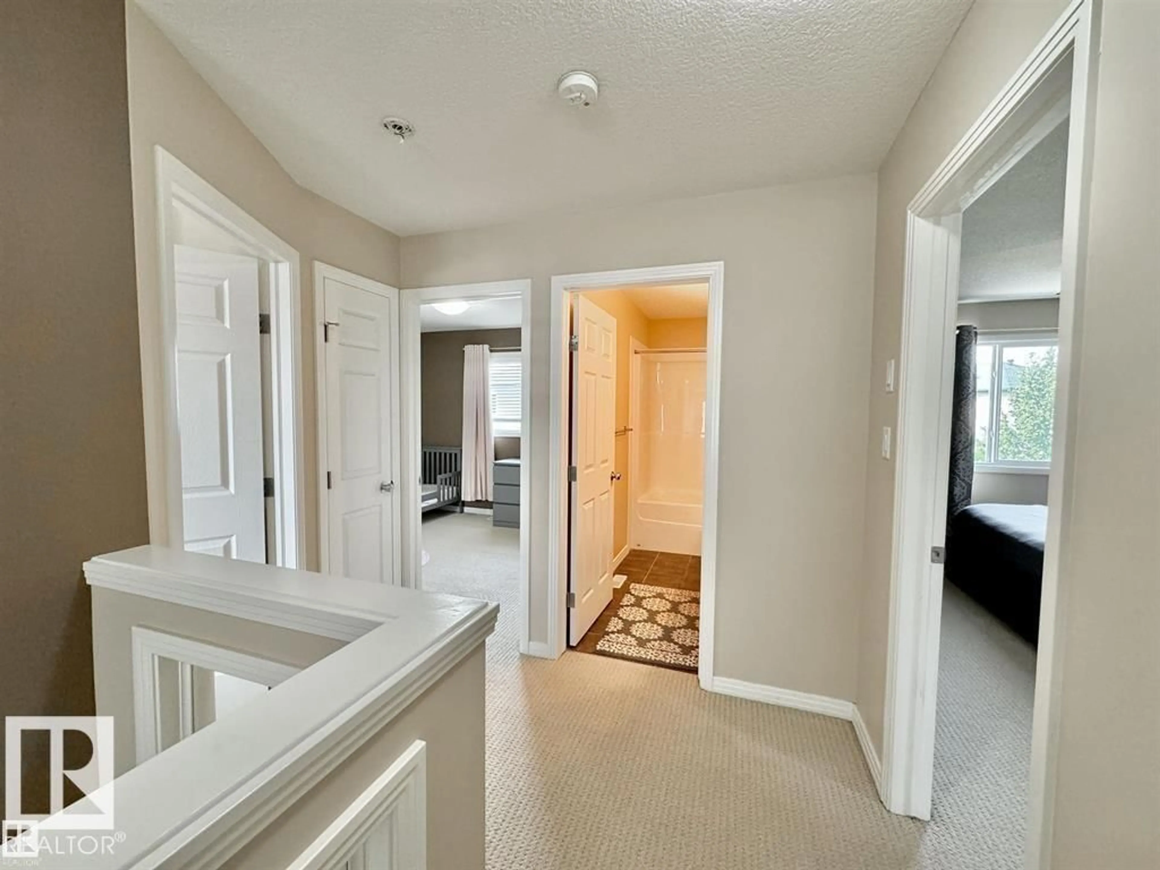 Indoor entryway for NW - 16246 48 ST, Edmonton Alberta T5Y3H7