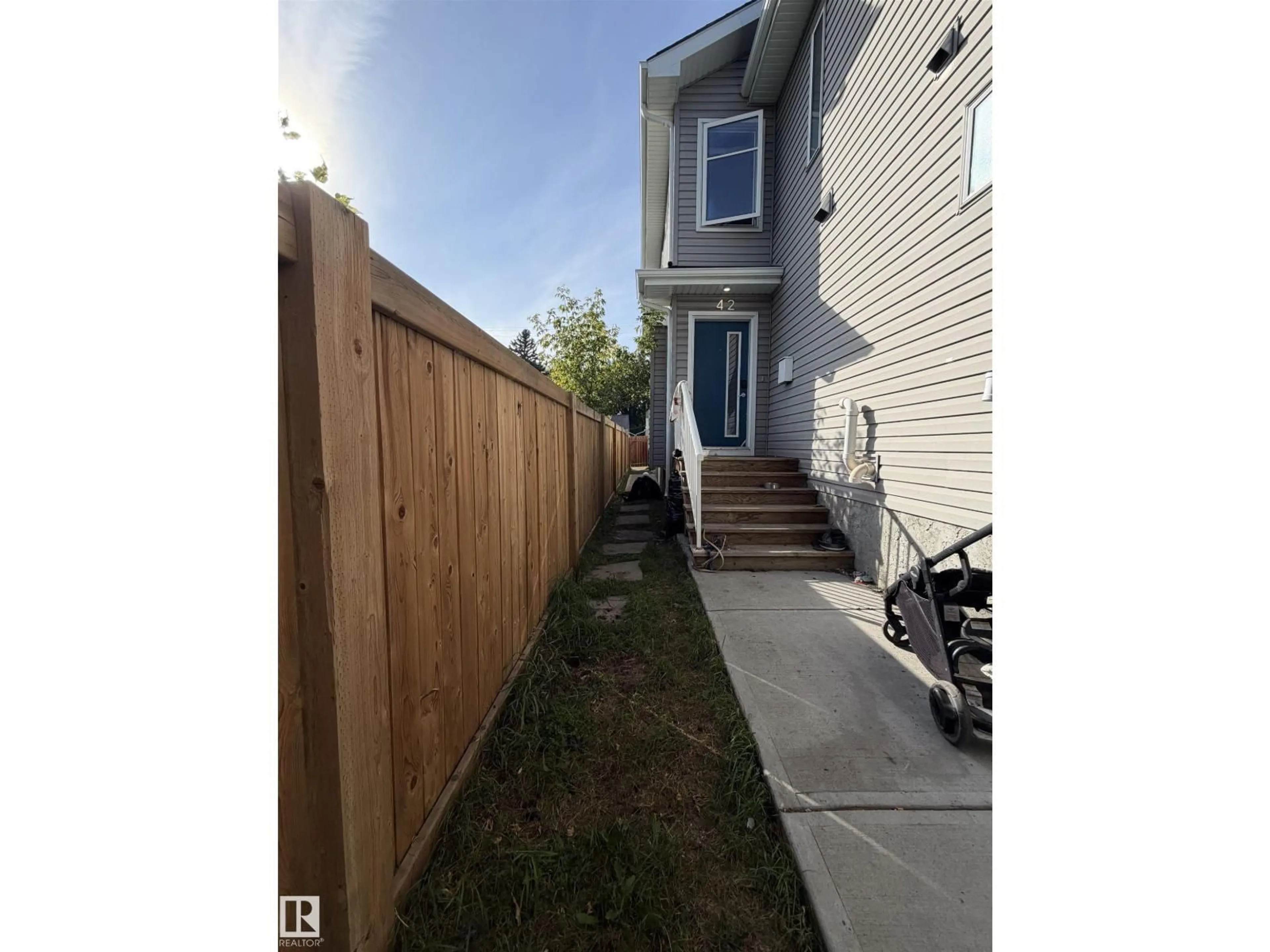 Unknown for NW - 11442 82 ST, Edmonton Alberta T5B2V4
