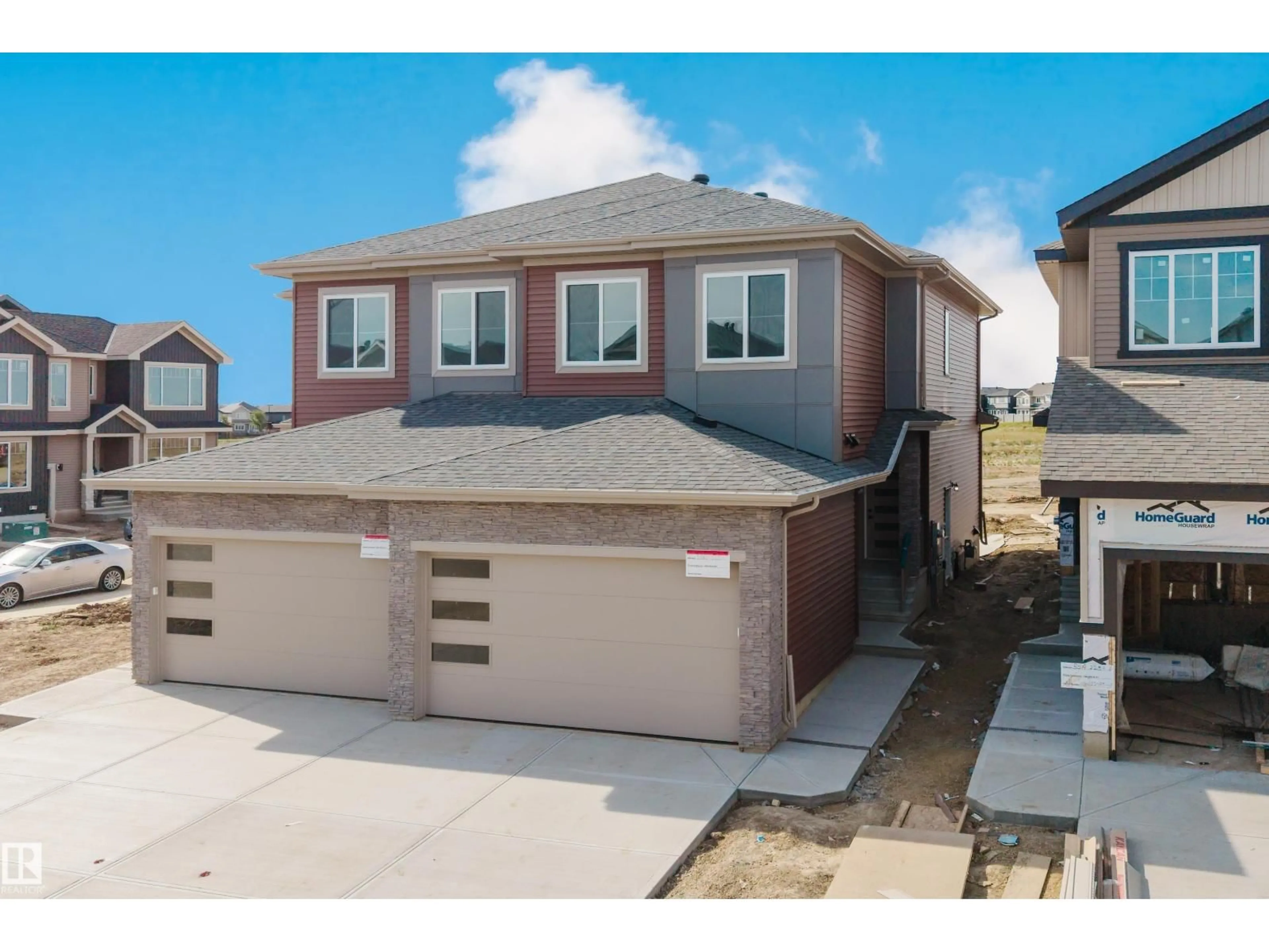 Home with vinyl exterior material, street for NW - 8510 223A ST, Edmonton Alberta T5T8A2