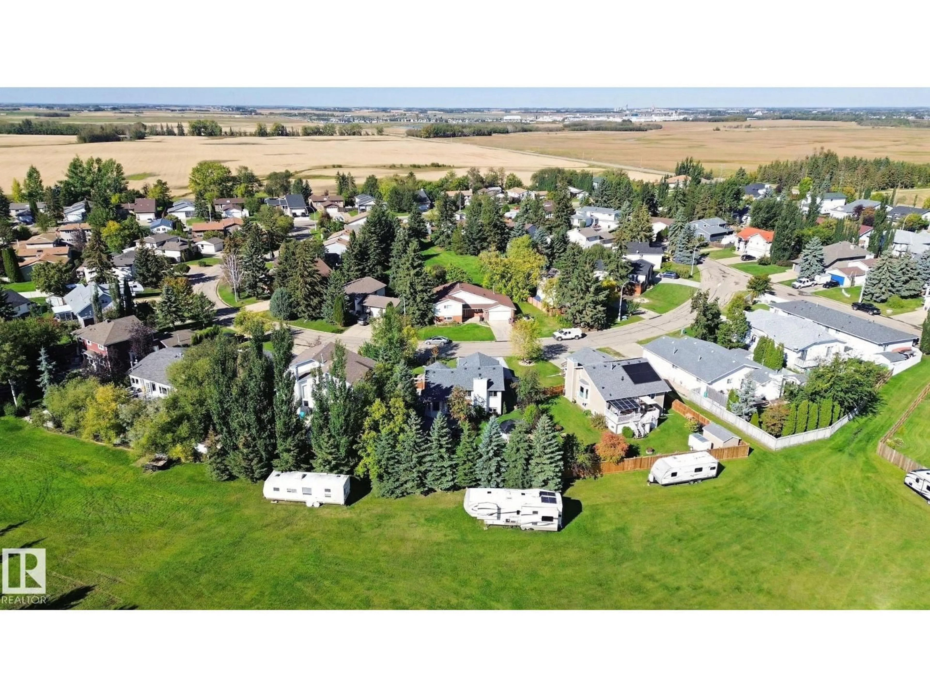 A pic from outside/outdoor area/front of a property/back of a property/a pic from drone, mountain view for 38 MENALTA PL, Cardiff Alberta T8R1N2