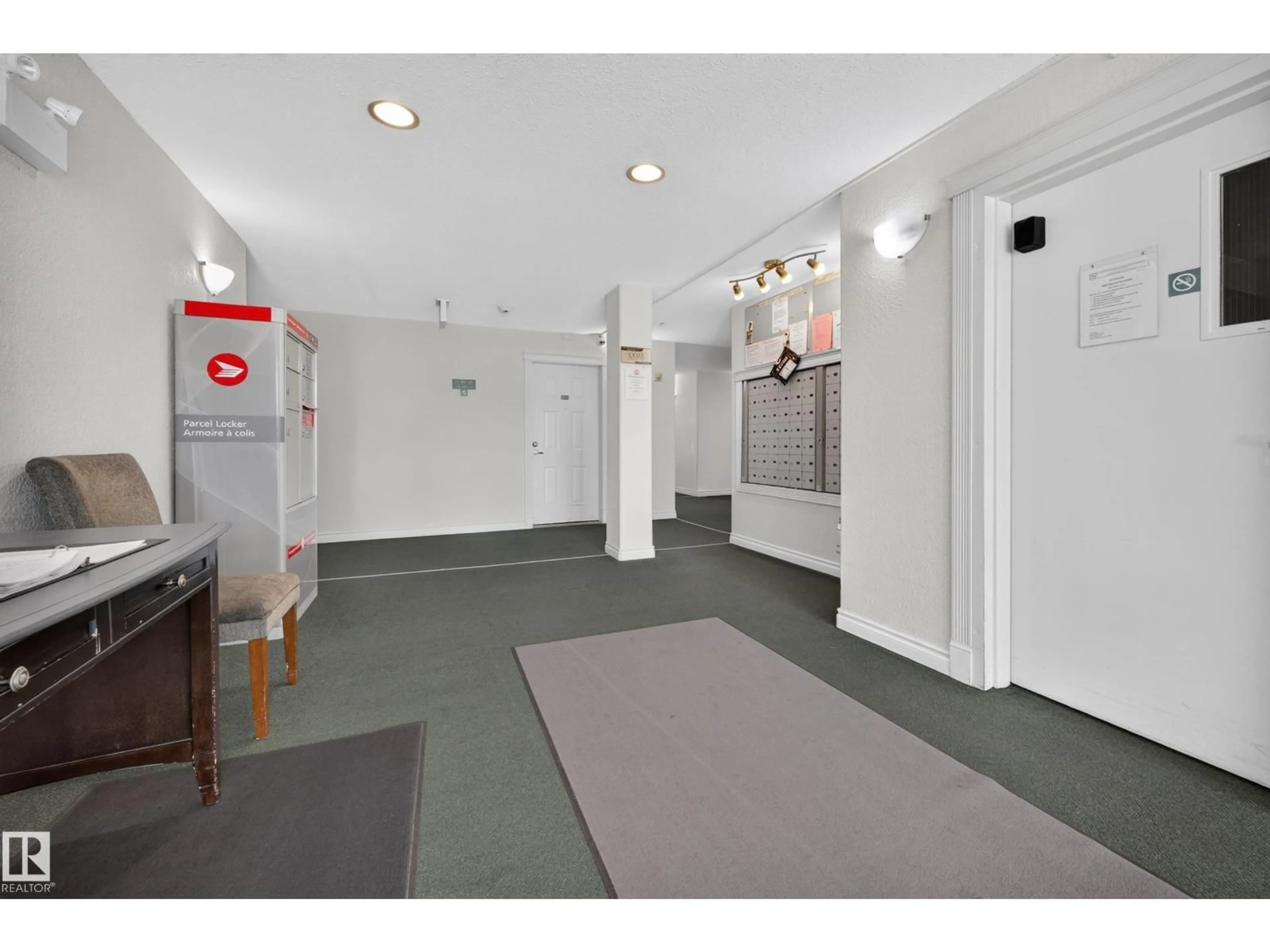 Indoor foyer for #407 - 13635 34 ST, Edmonton Alberta T5A0C4