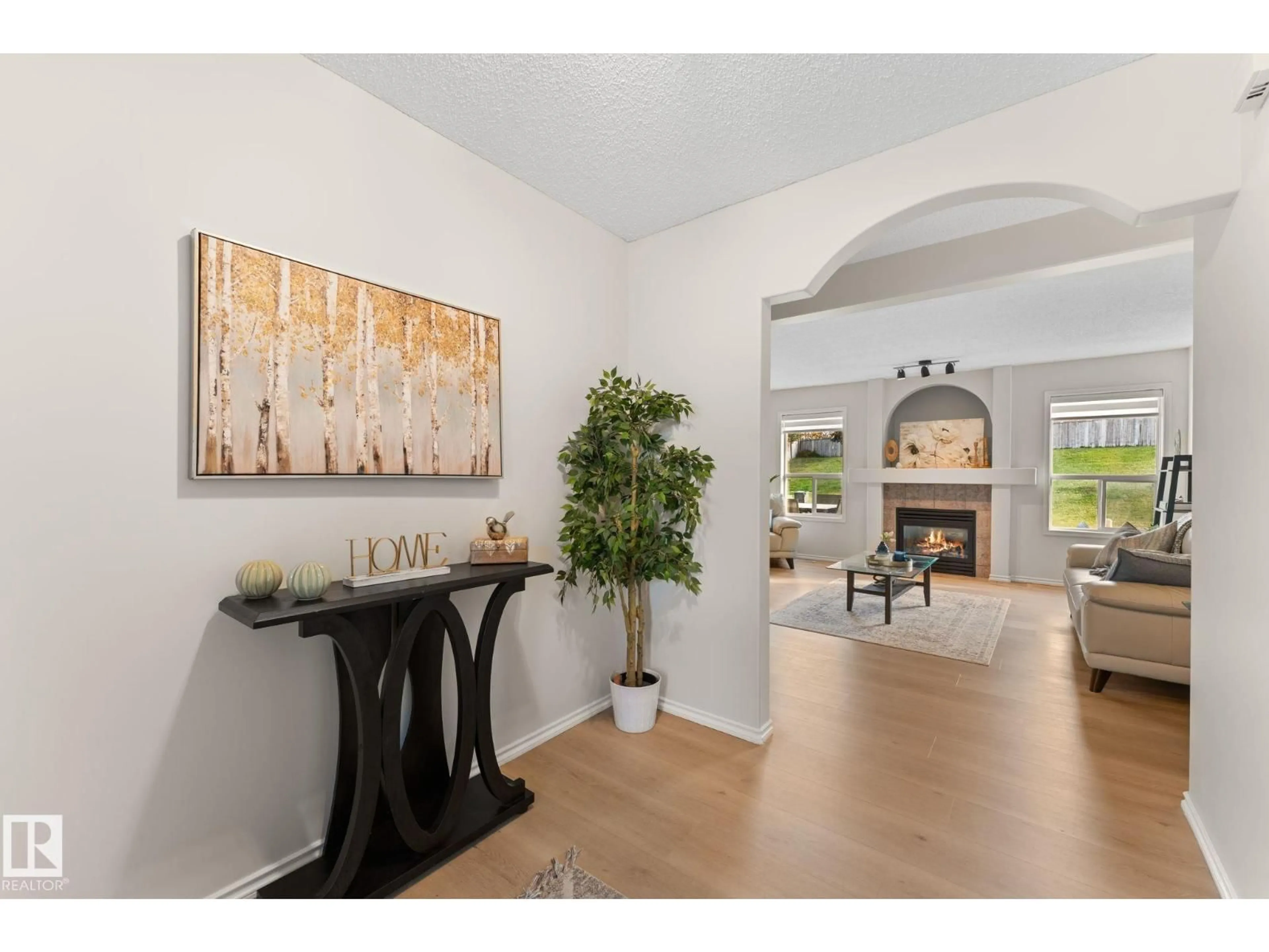 Indoor entryway for 9806 179 AV, Edmonton Alberta T5X6A6