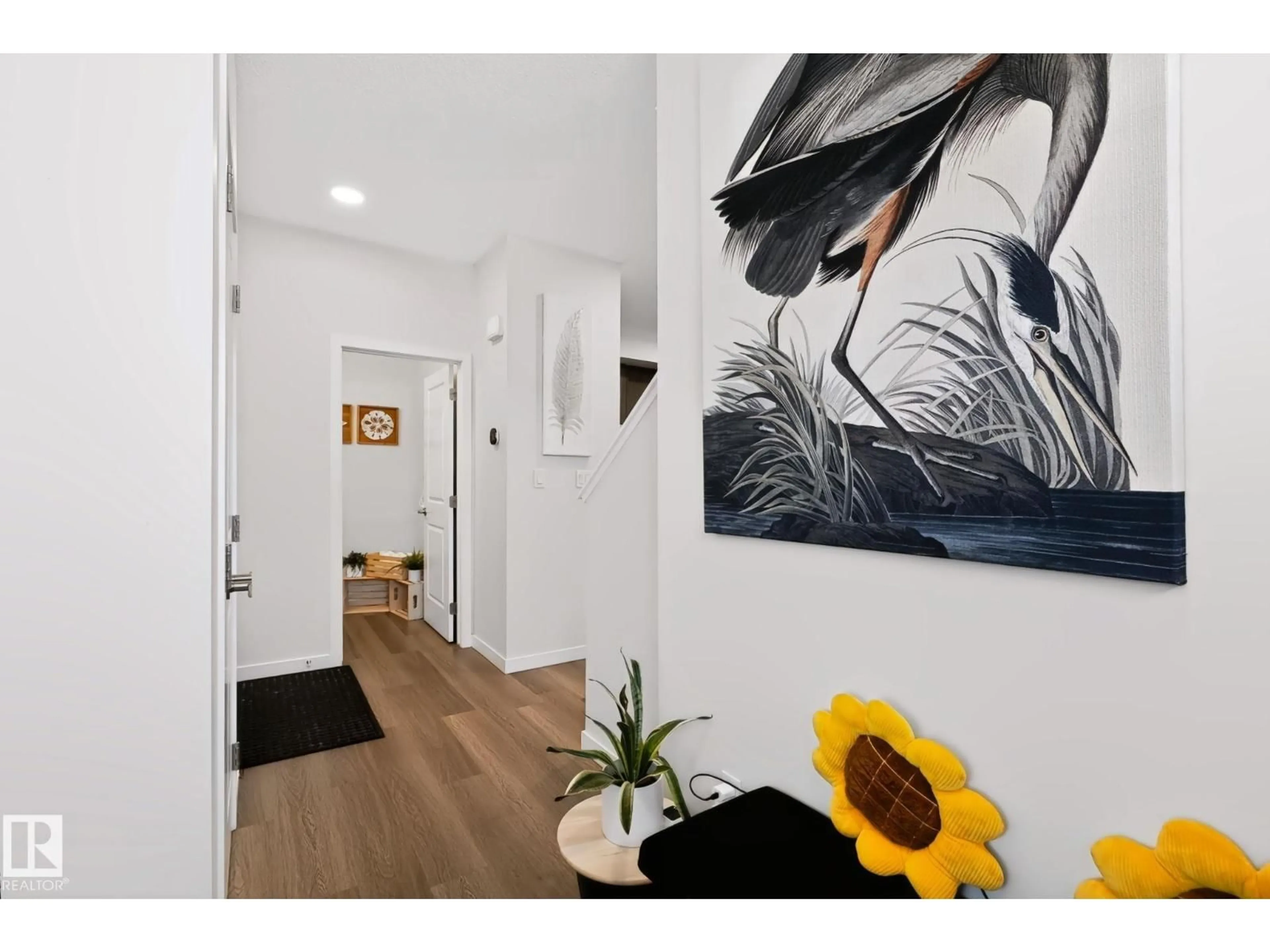 Indoor entryway for SW - 1623 PLUM CI, Edmonton Alberta T6X2X1