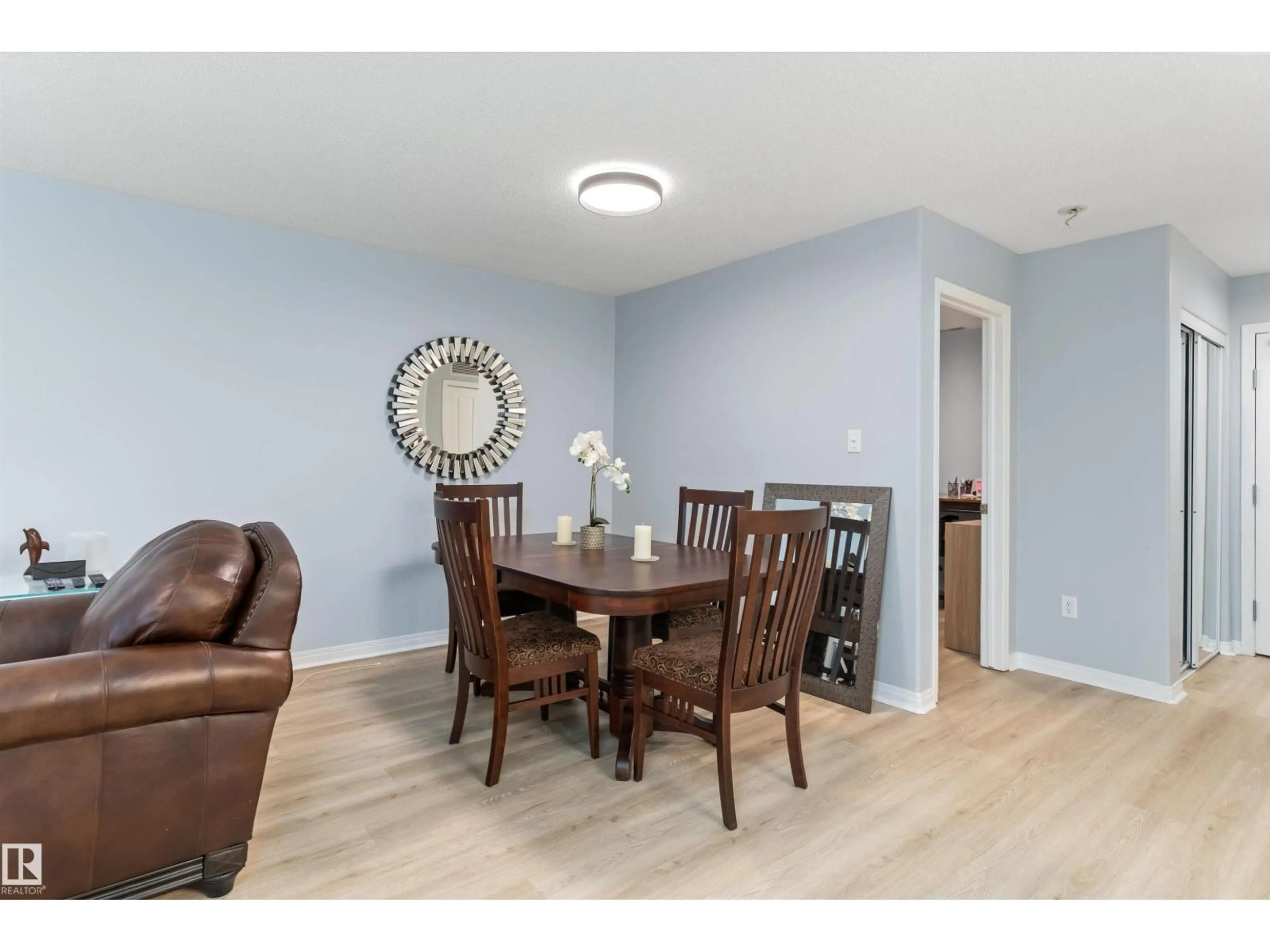 Dining room, wood/laminate floor for 131 16035 132 ST NW, Edmonton Alberta T6V0B4