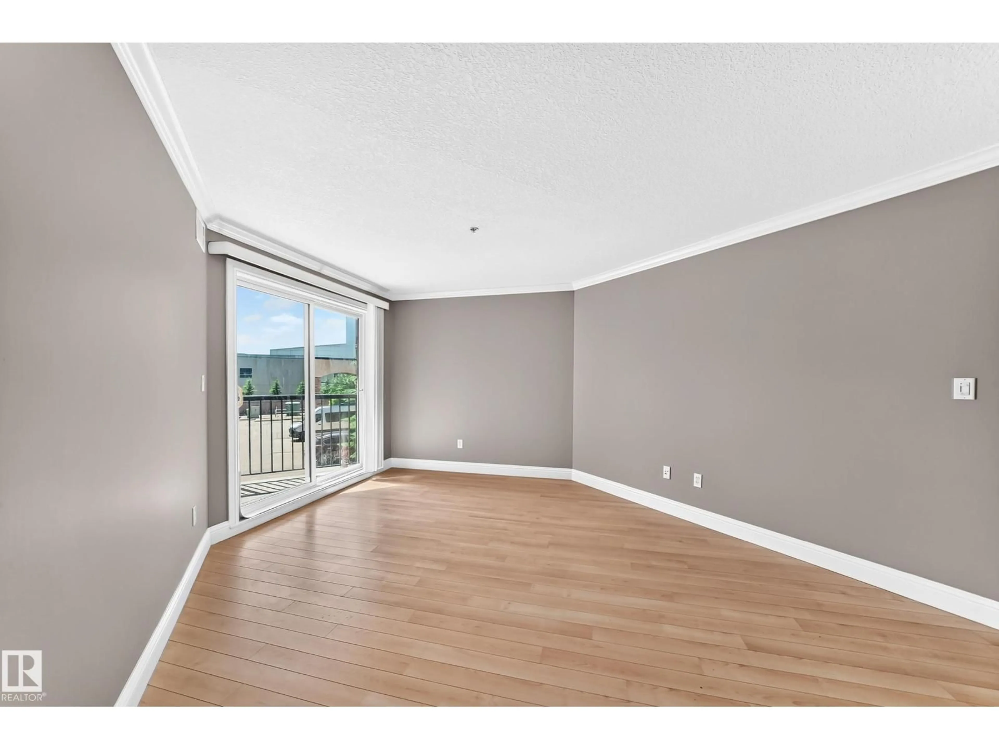 A pic of a room for 202 - 14608 125 ST, Edmonton Alberta T5X0B5