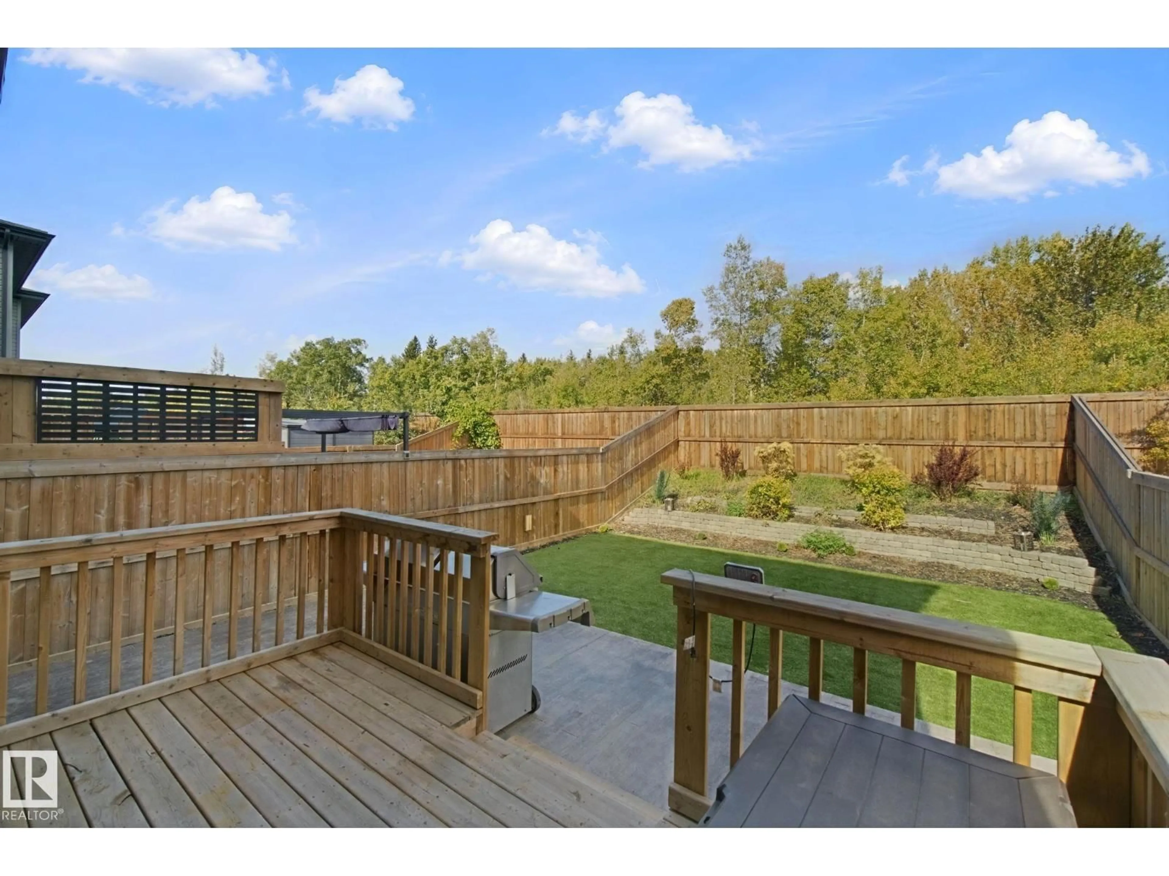 Patio, water/lake/river/ocean view for 72 ROYAL ST, St. Albert Alberta T8N7X4