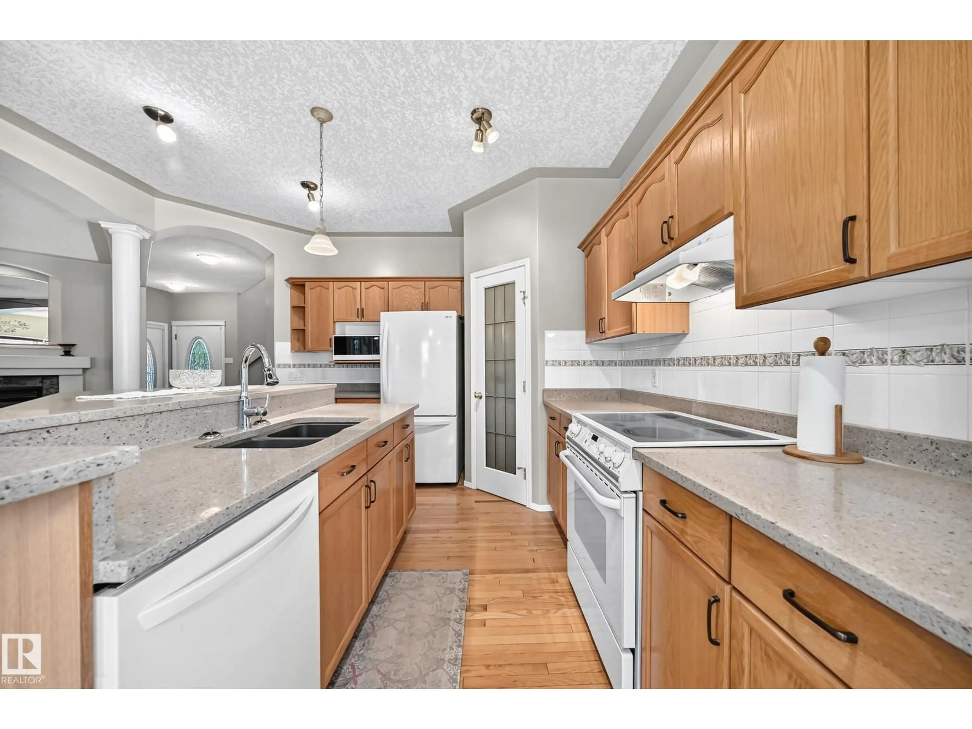 Open concept kitchen, unknown for 265 DUNVEGAN RD, Edmonton Alberta T5L5E5